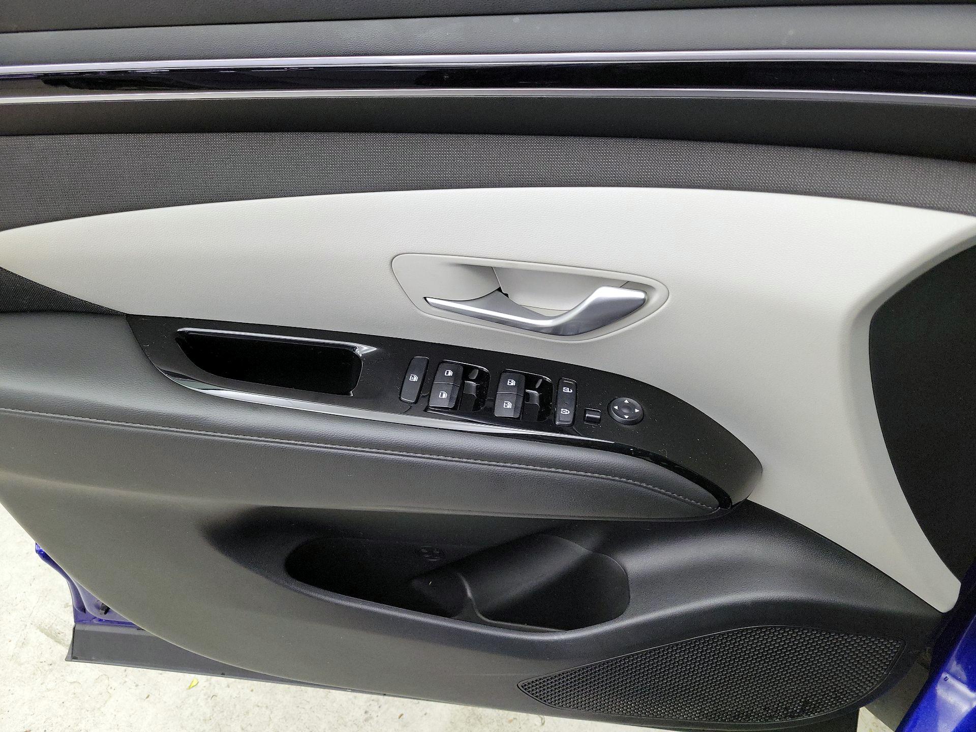 Thumbnail: 2022 Hyundai Tucson - 12