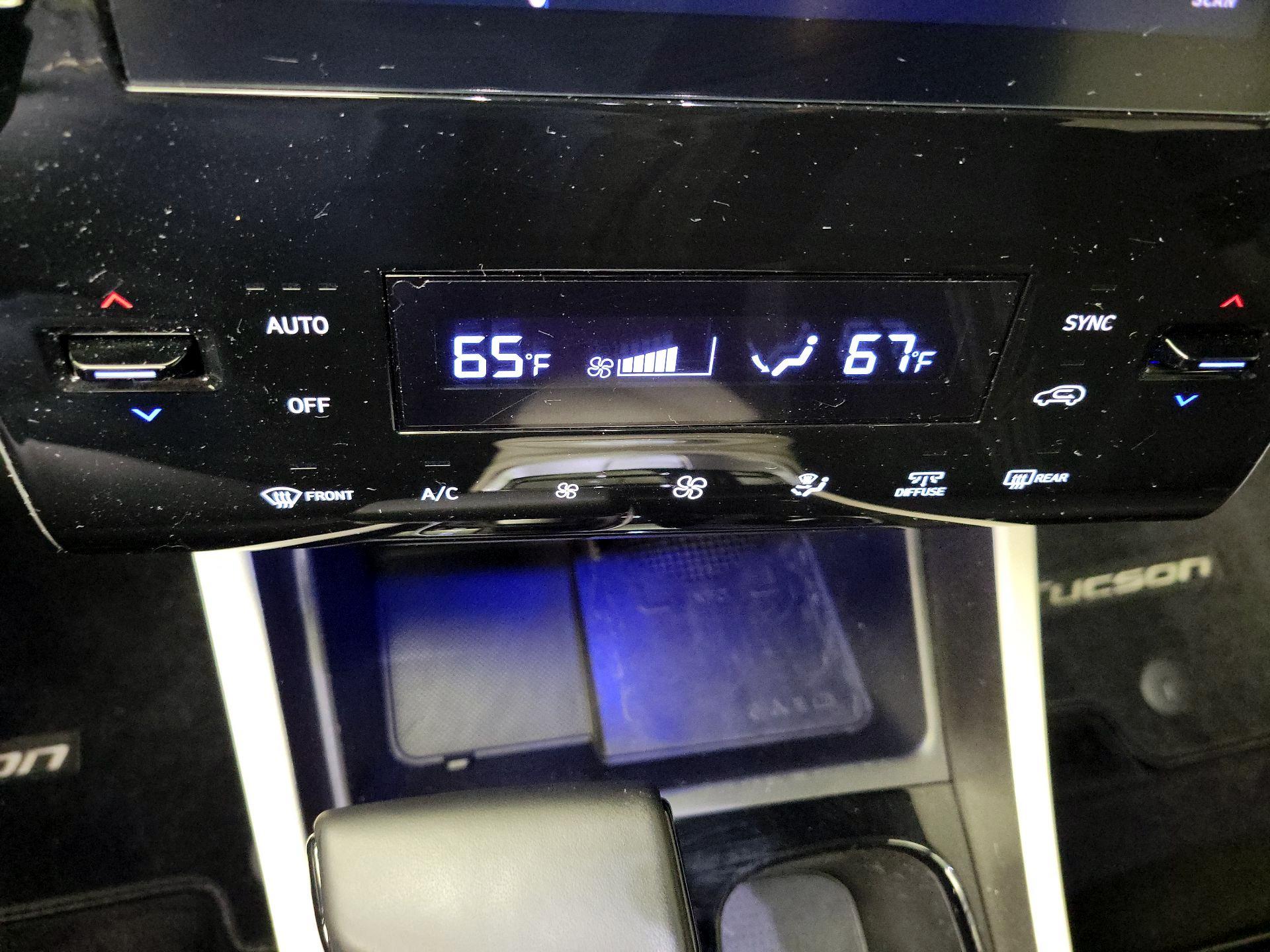 Thumbnail: 2022 Hyundai Tucson - 16