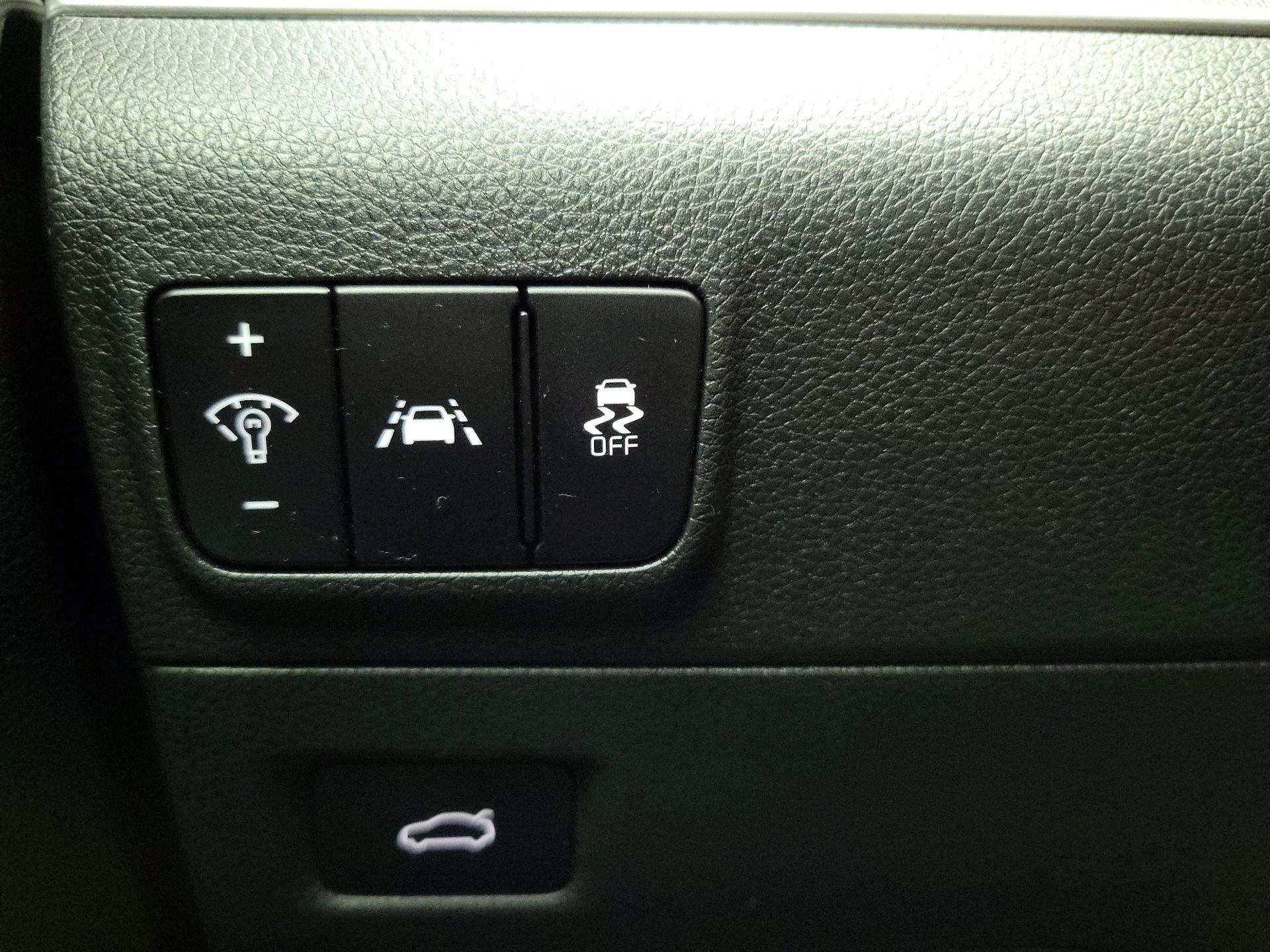 Thumbnail: 2021 Kia K5 - 13