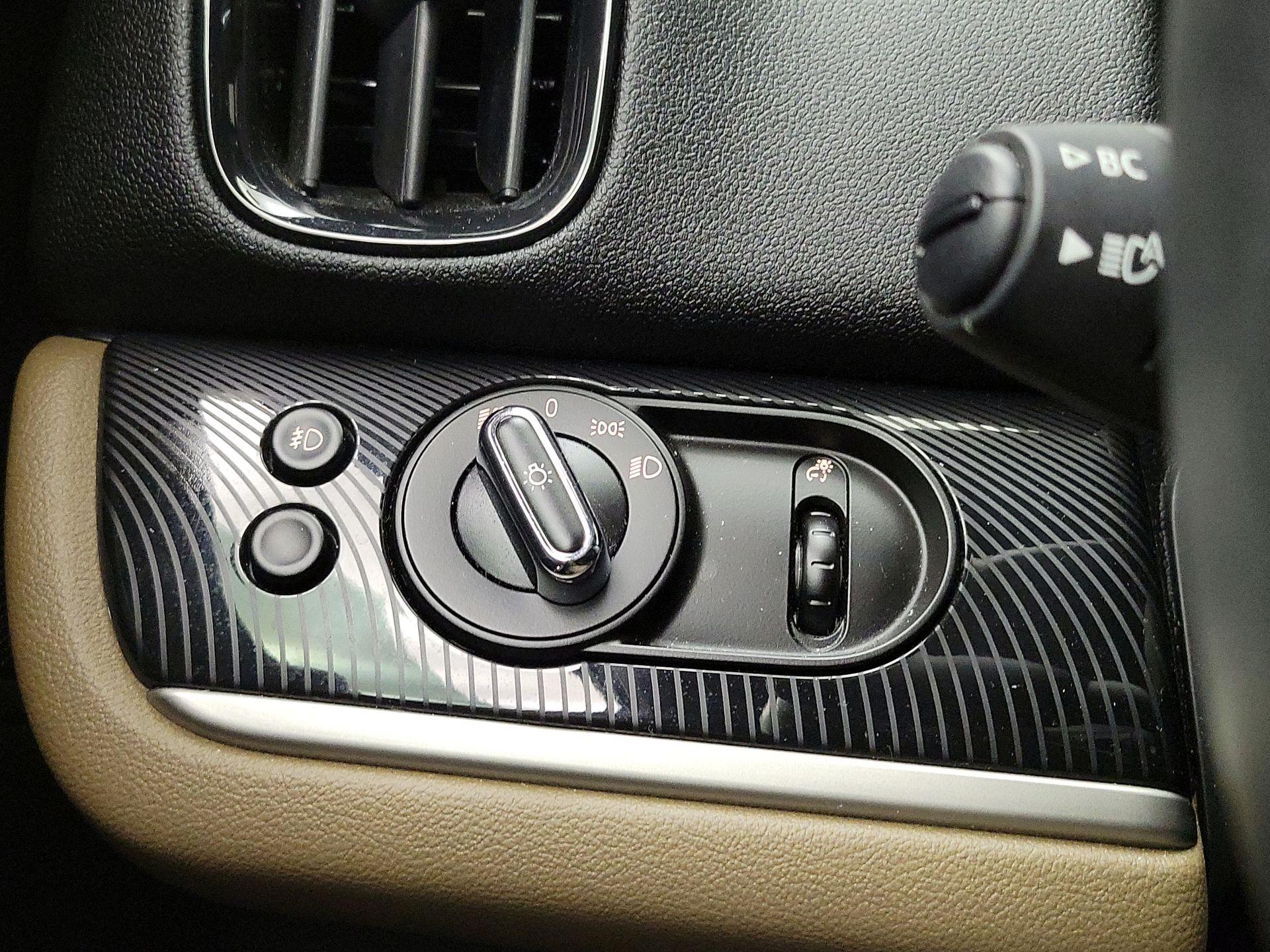 Thumbnail: 2020 MINI Cooper Countryman - 13