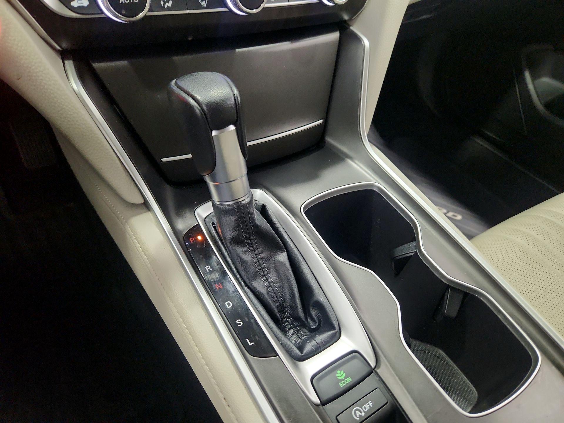 Thumbnail: 2022 Honda Accord - 17