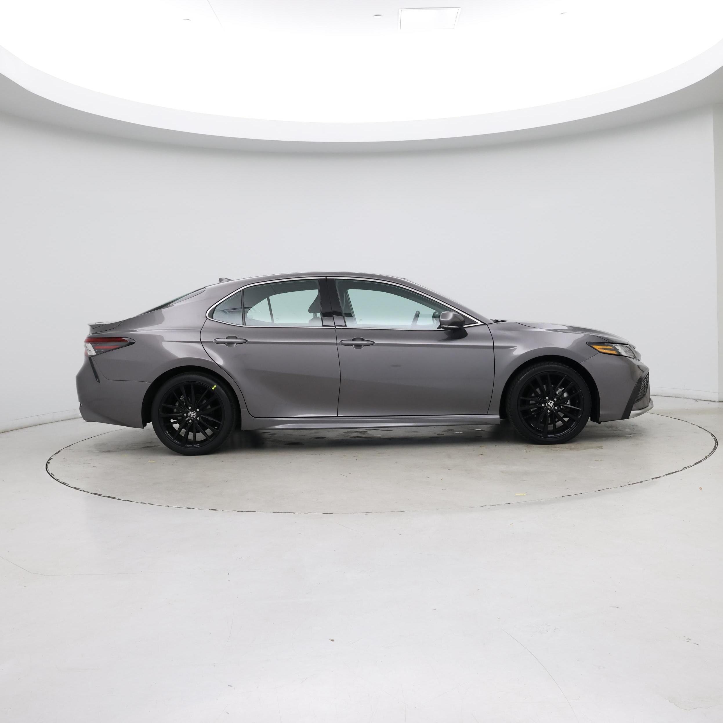 Thumbnail: 2023 Toyota Camry - 7