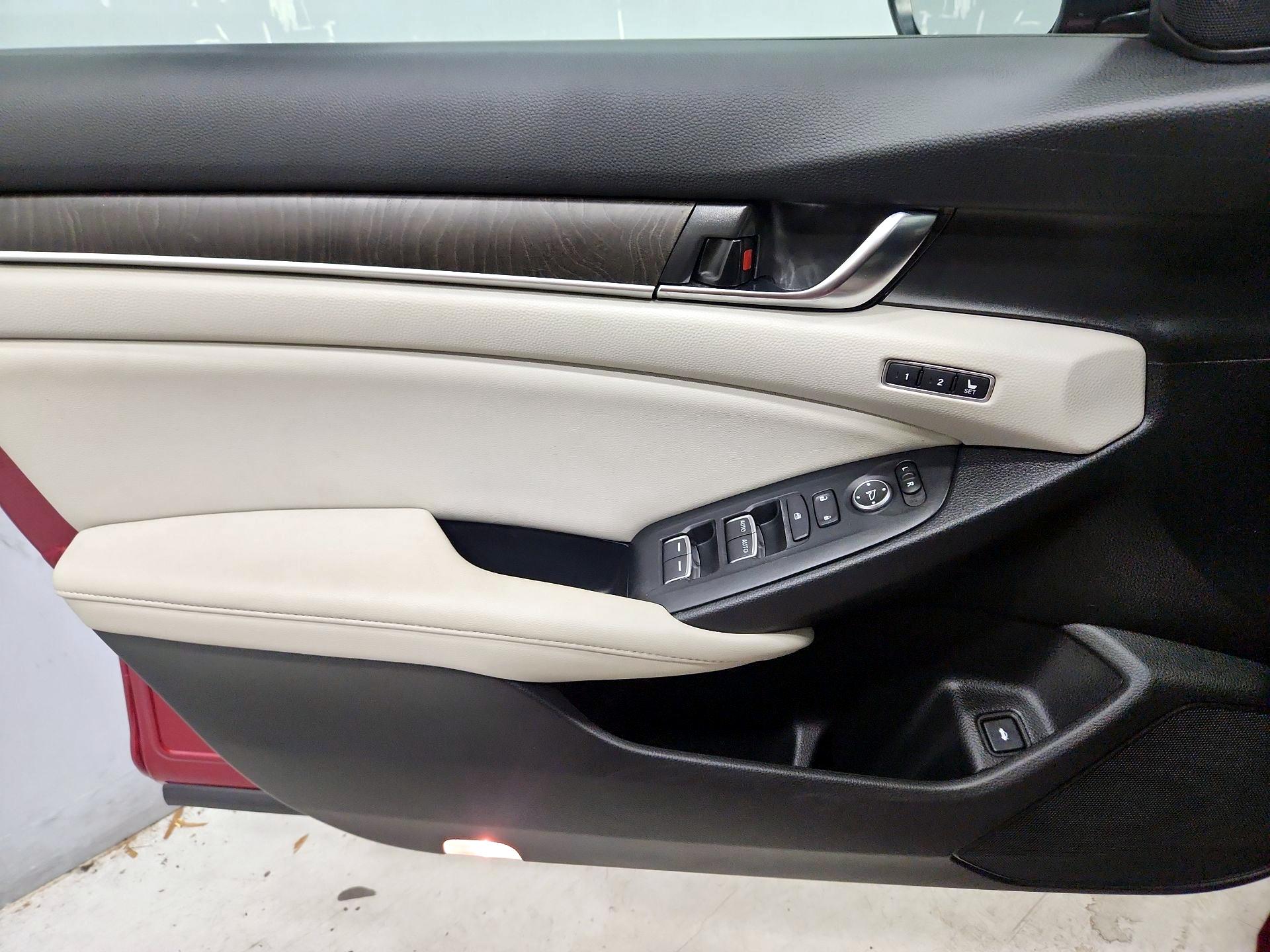 Thumbnail: 2022 Honda Accord - 12