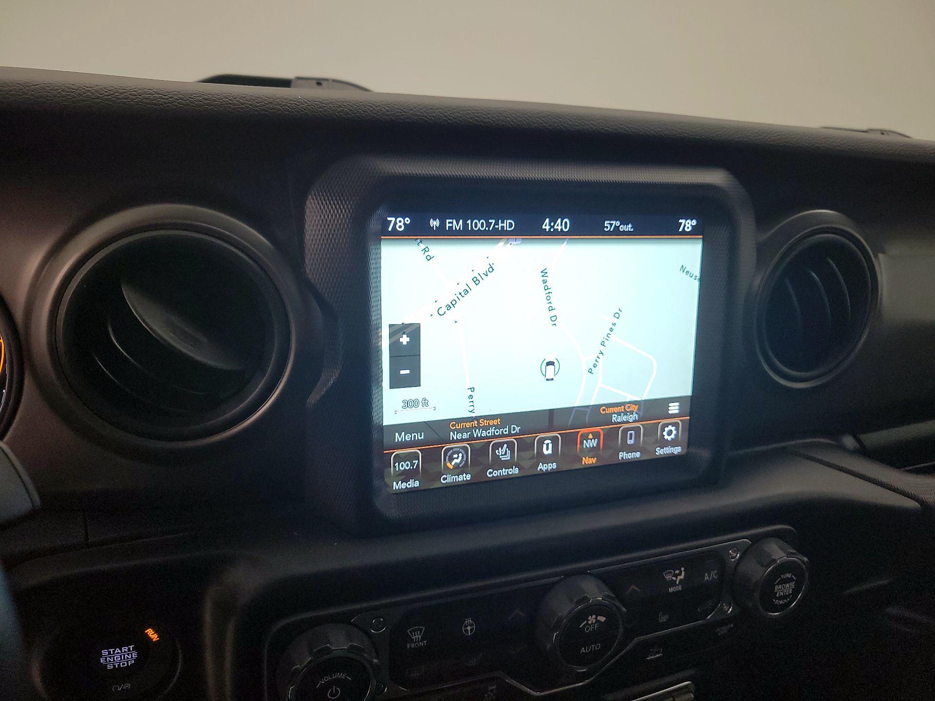 Thumbnail: 2022 Jeep Gladiator - 14