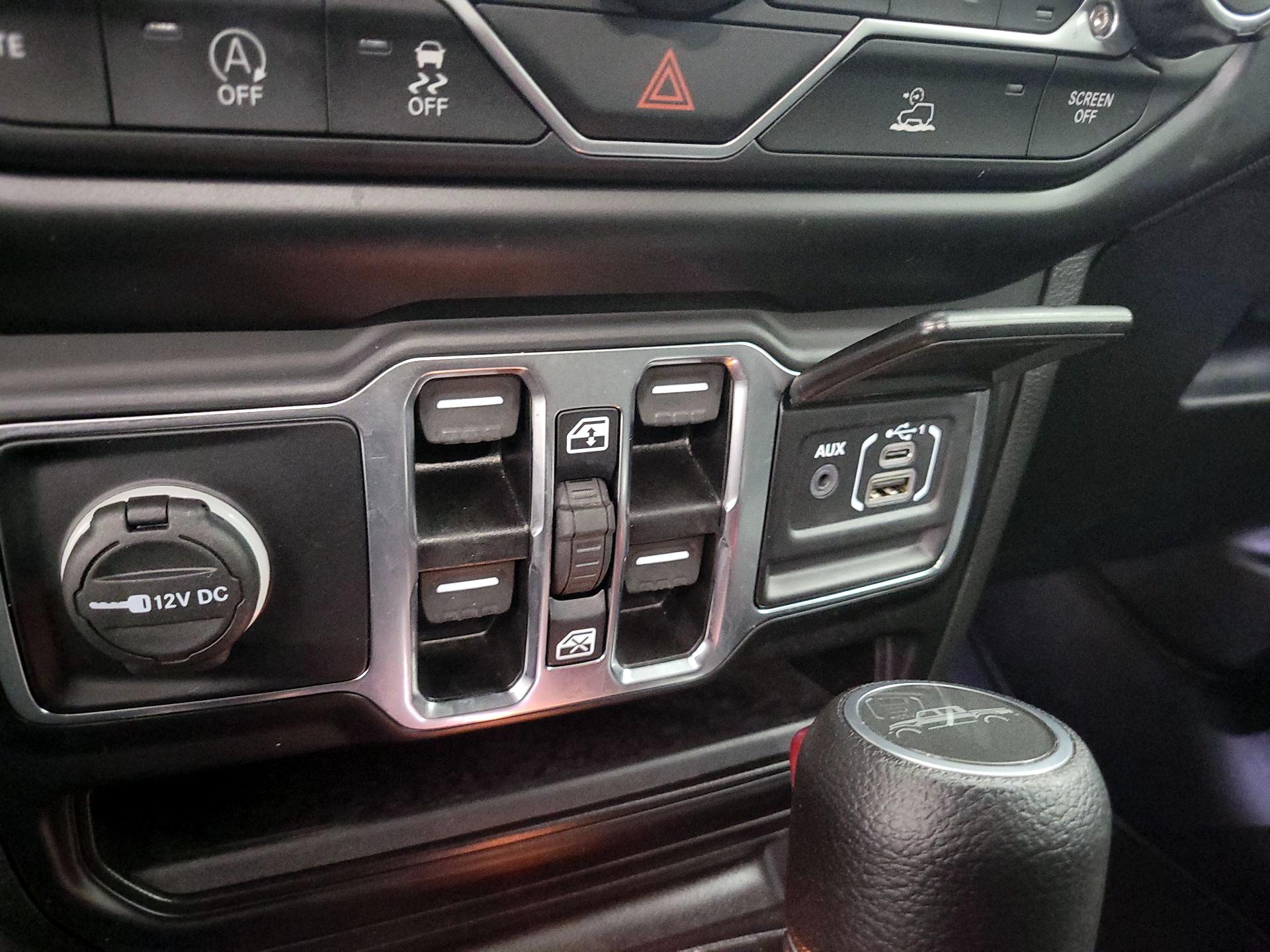 Thumbnail: 2022 Jeep Gladiator - 19