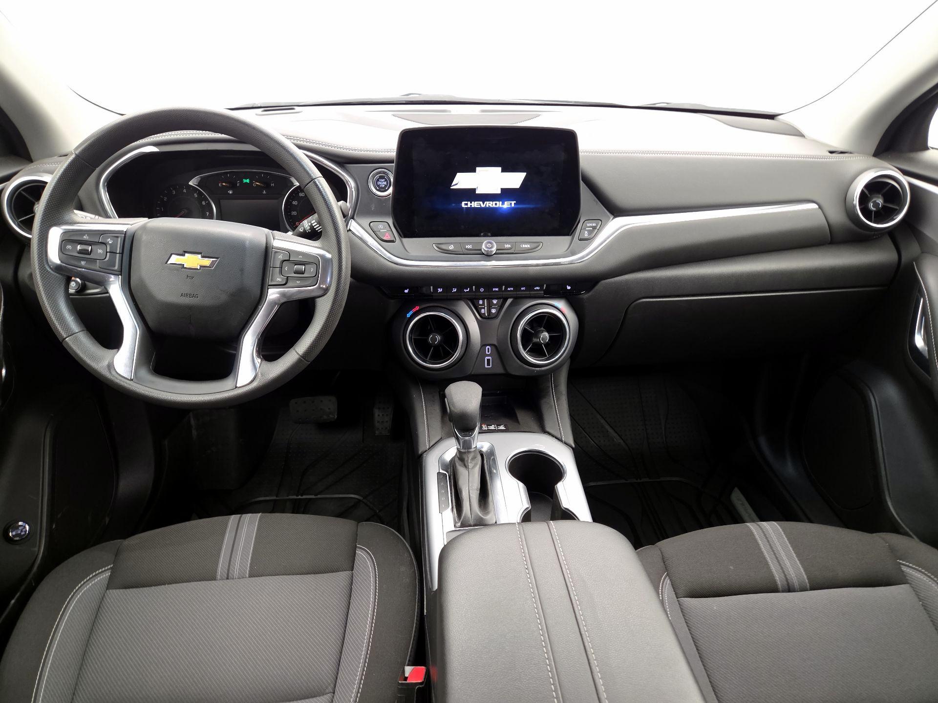 Thumbnail: 2024 Chevrolet Blazer - 9