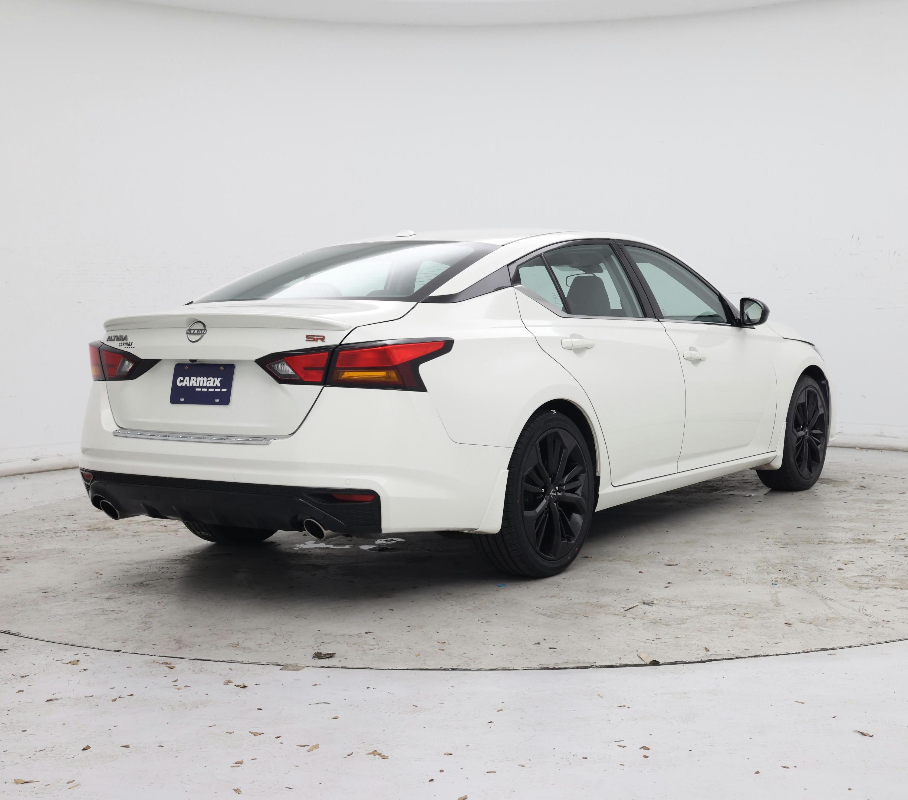 Thumbnail: 2023 Nissan Altima - 8