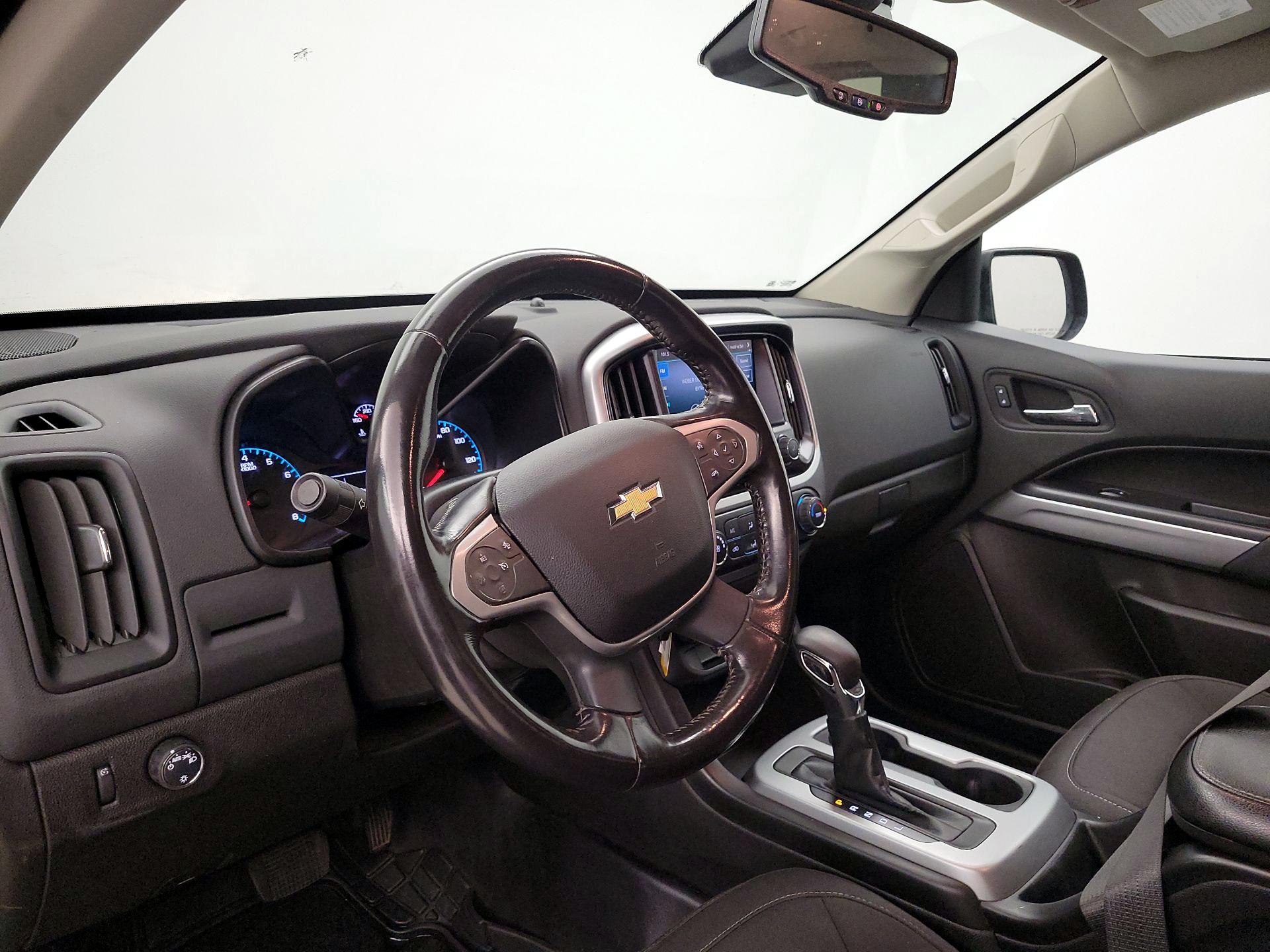 Thumbnail: 2022 Chevrolet Colorado - 9