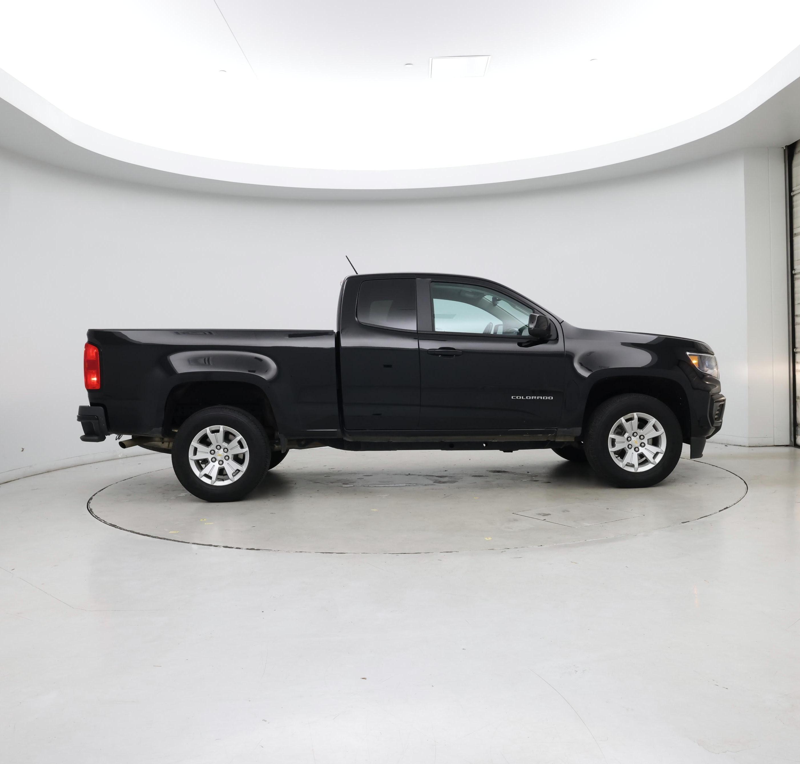 Thumbnail: 2022 Chevrolet Colorado - 7