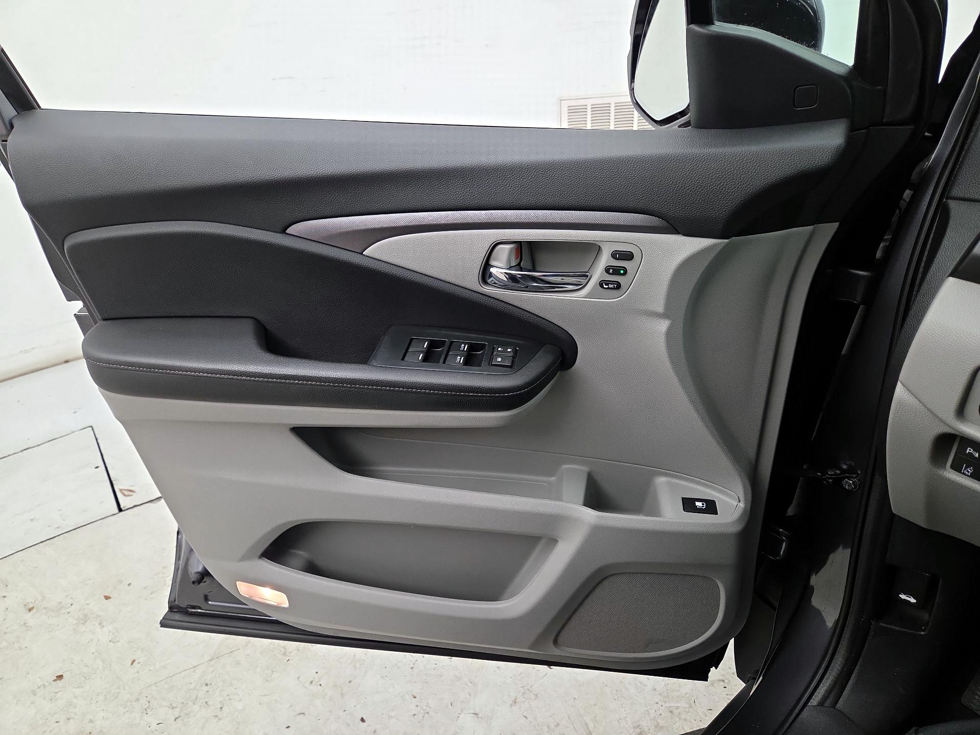 Thumbnail: 2023 Honda Ridgeline - 12