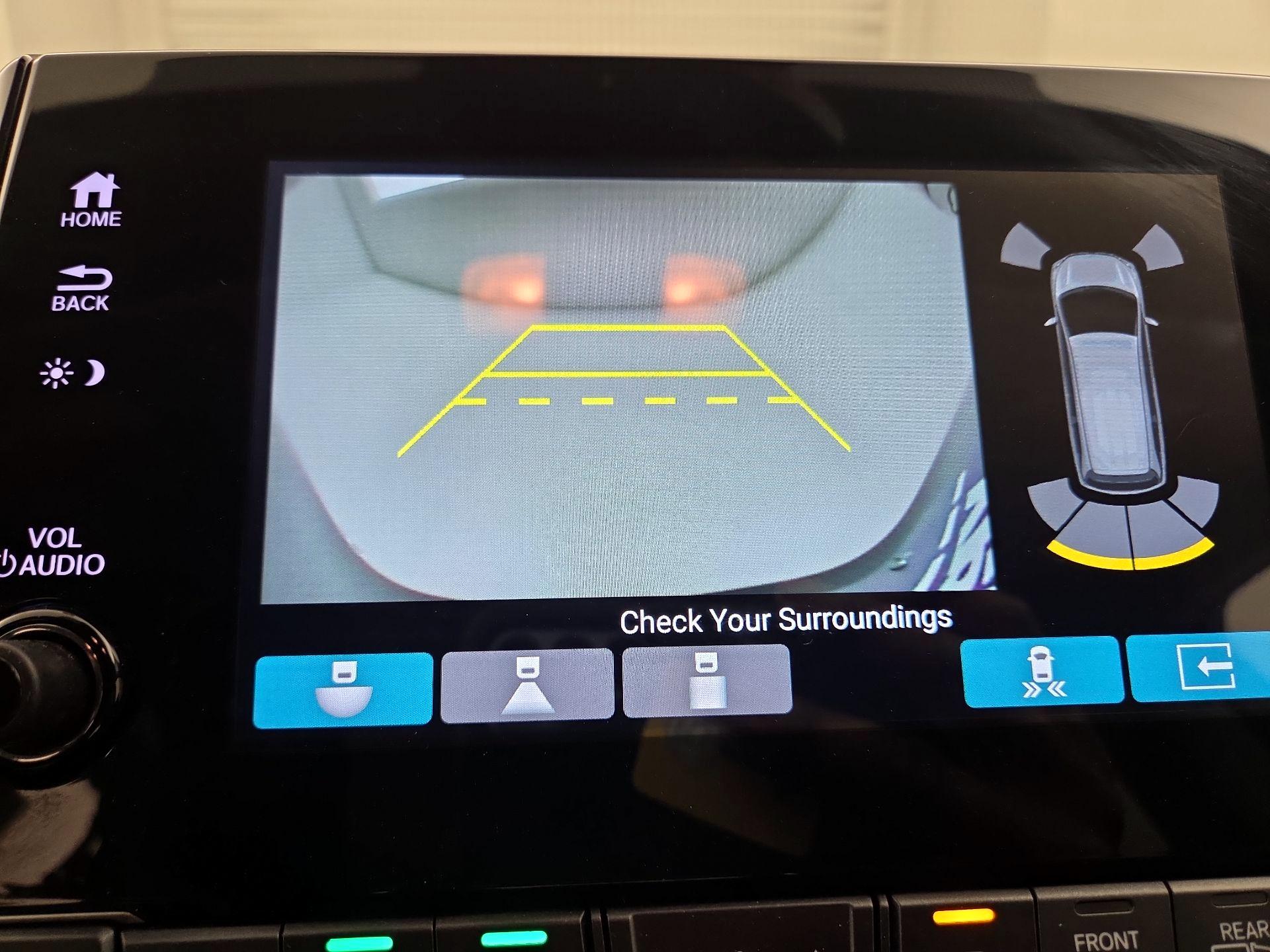 Thumbnail: 2023 Honda Odyssey - 14