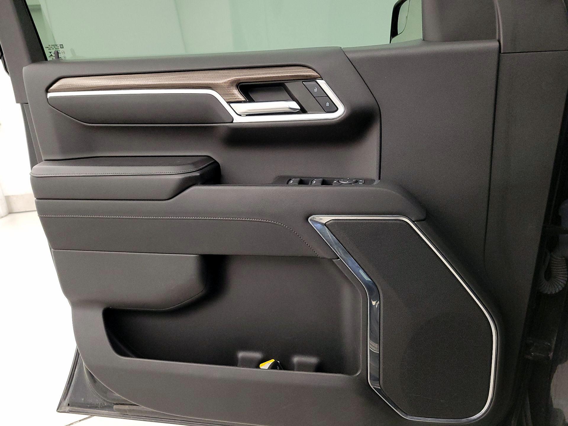 Thumbnail: 2023 Chevrolet Silverado 1500 - 12