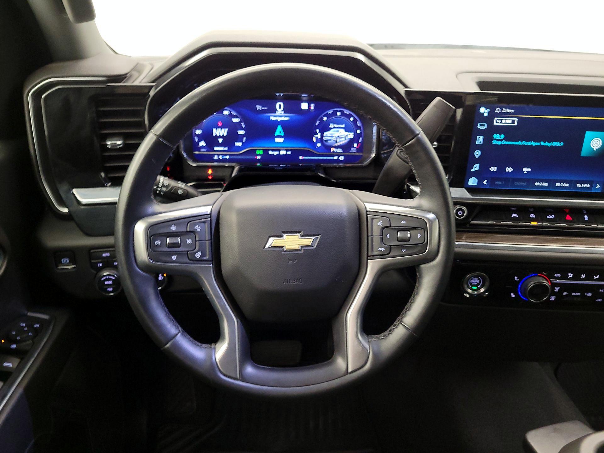 Thumbnail: 2023 Chevrolet Silverado 1500 - 10