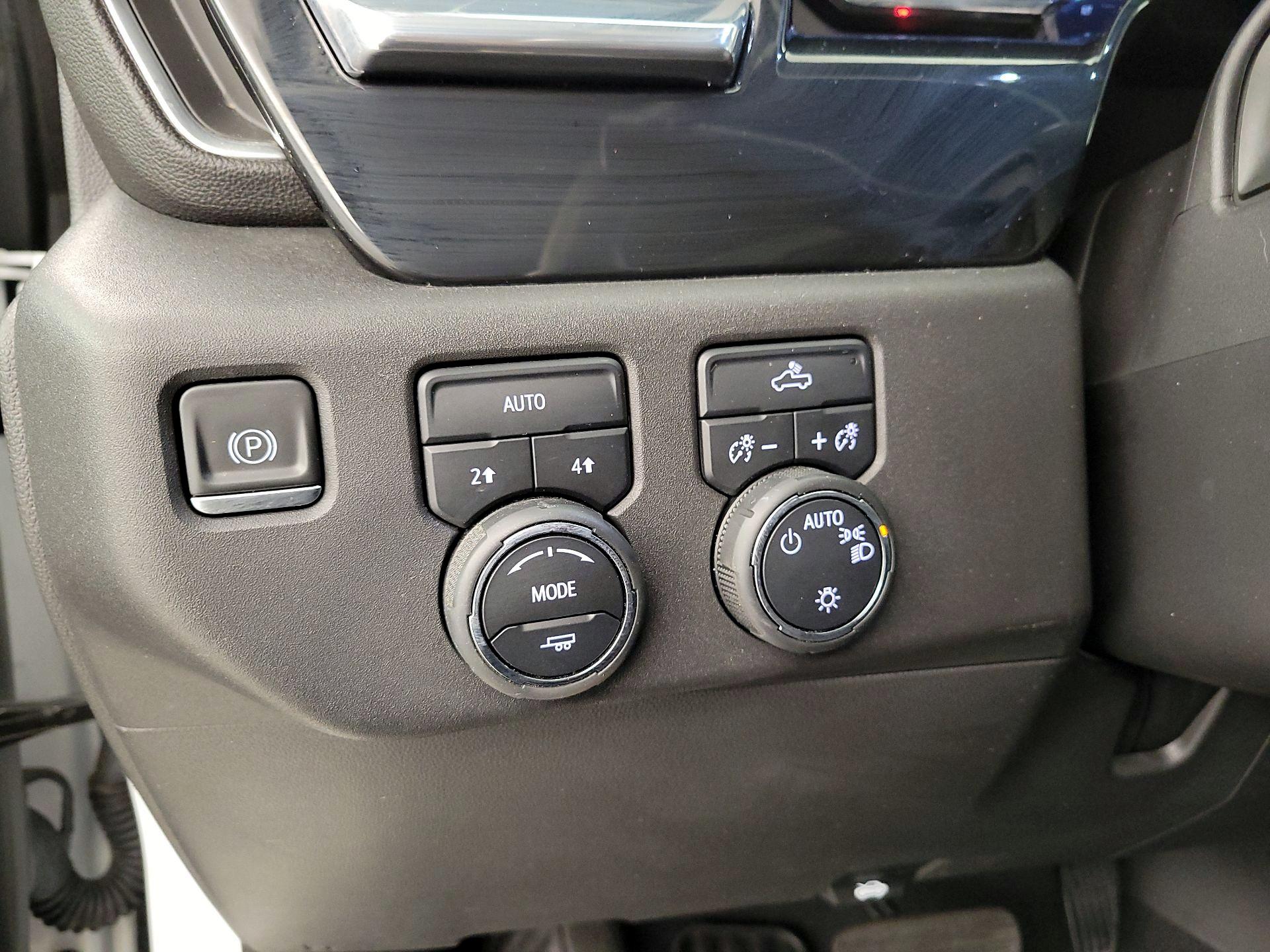 Thumbnail: 2023 Chevrolet Silverado 1500 - 13