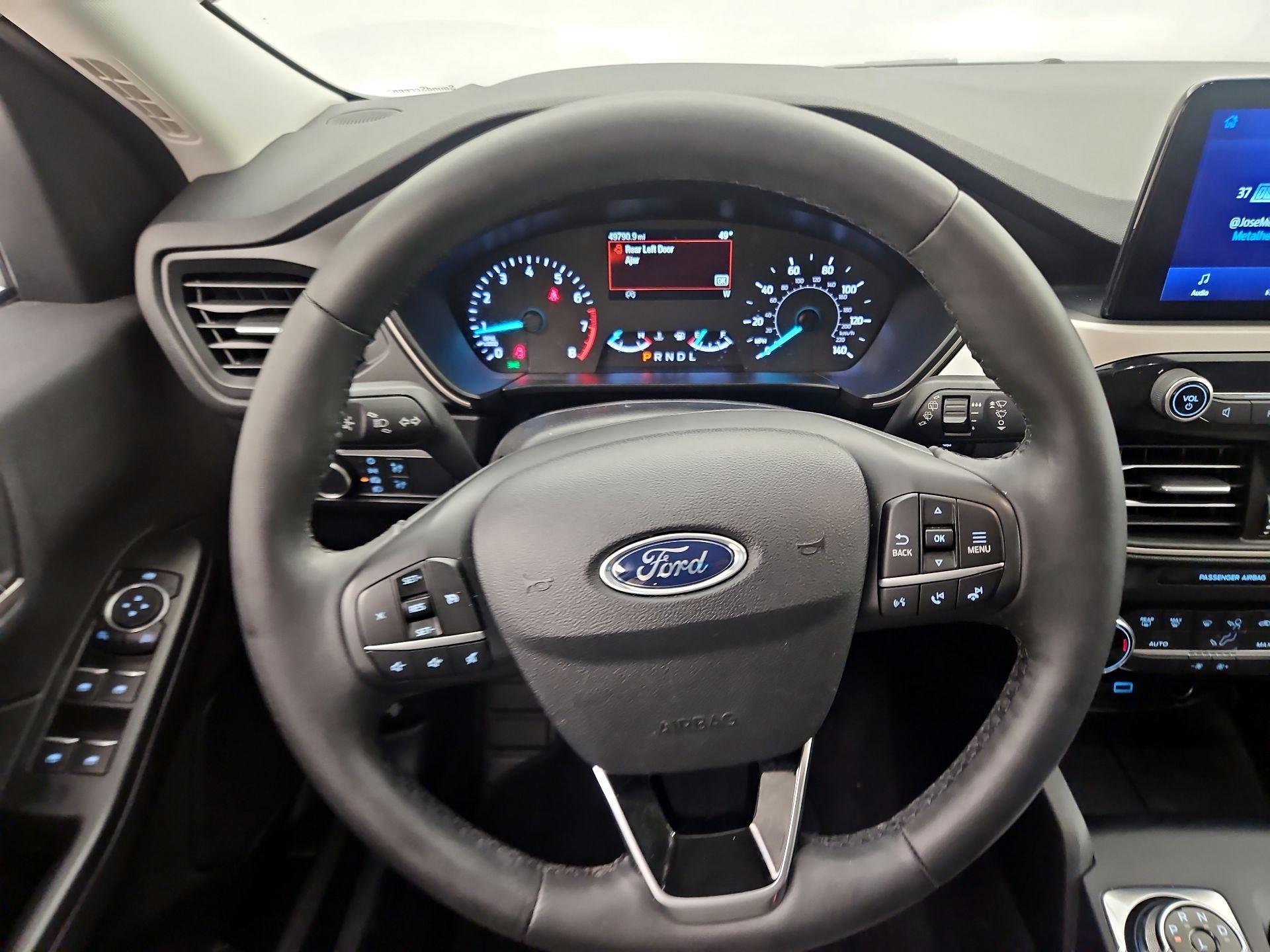 Thumbnail: 2022 Ford Escape - 10