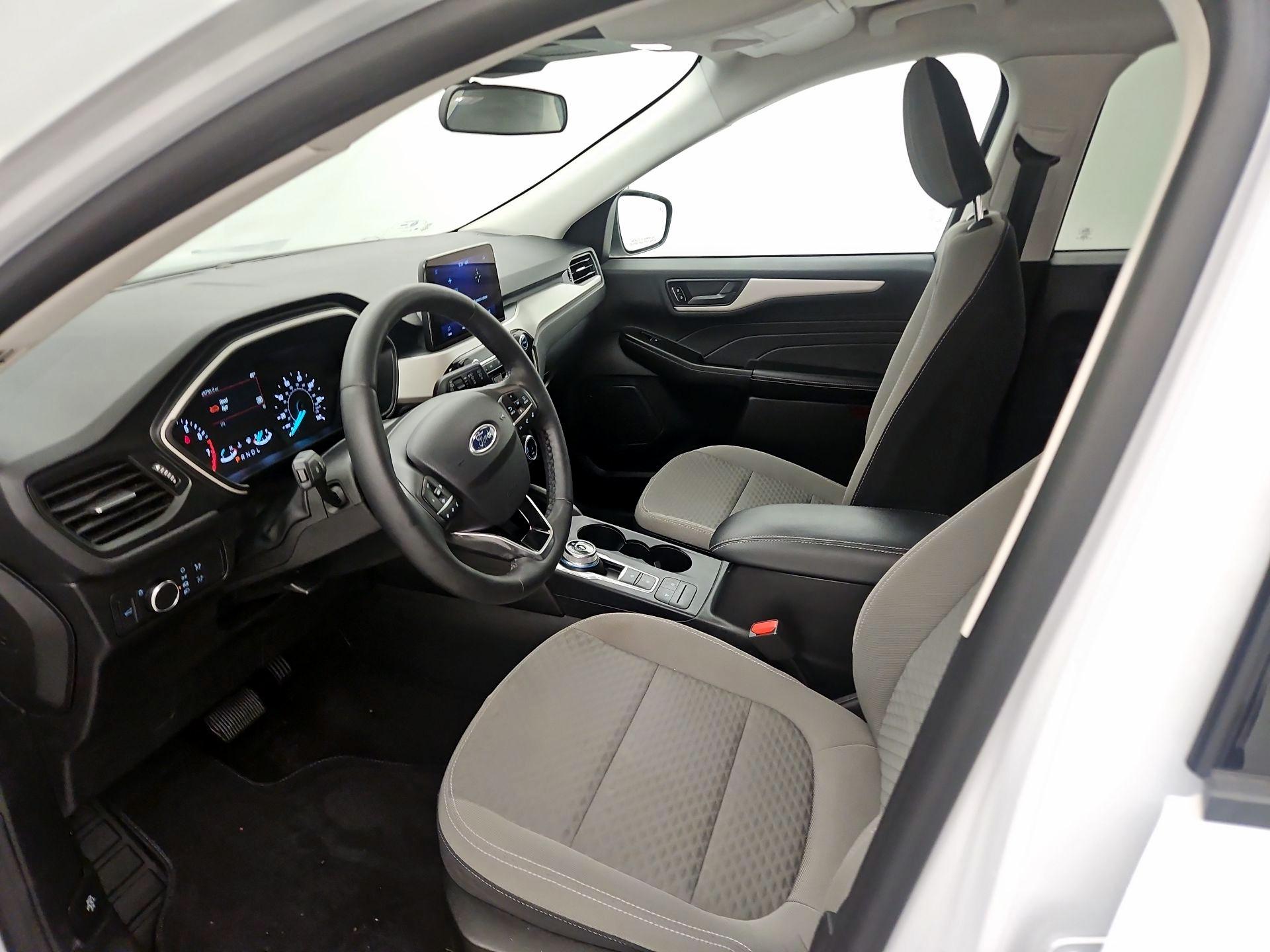 Thumbnail: 2022 Ford Escape - 11