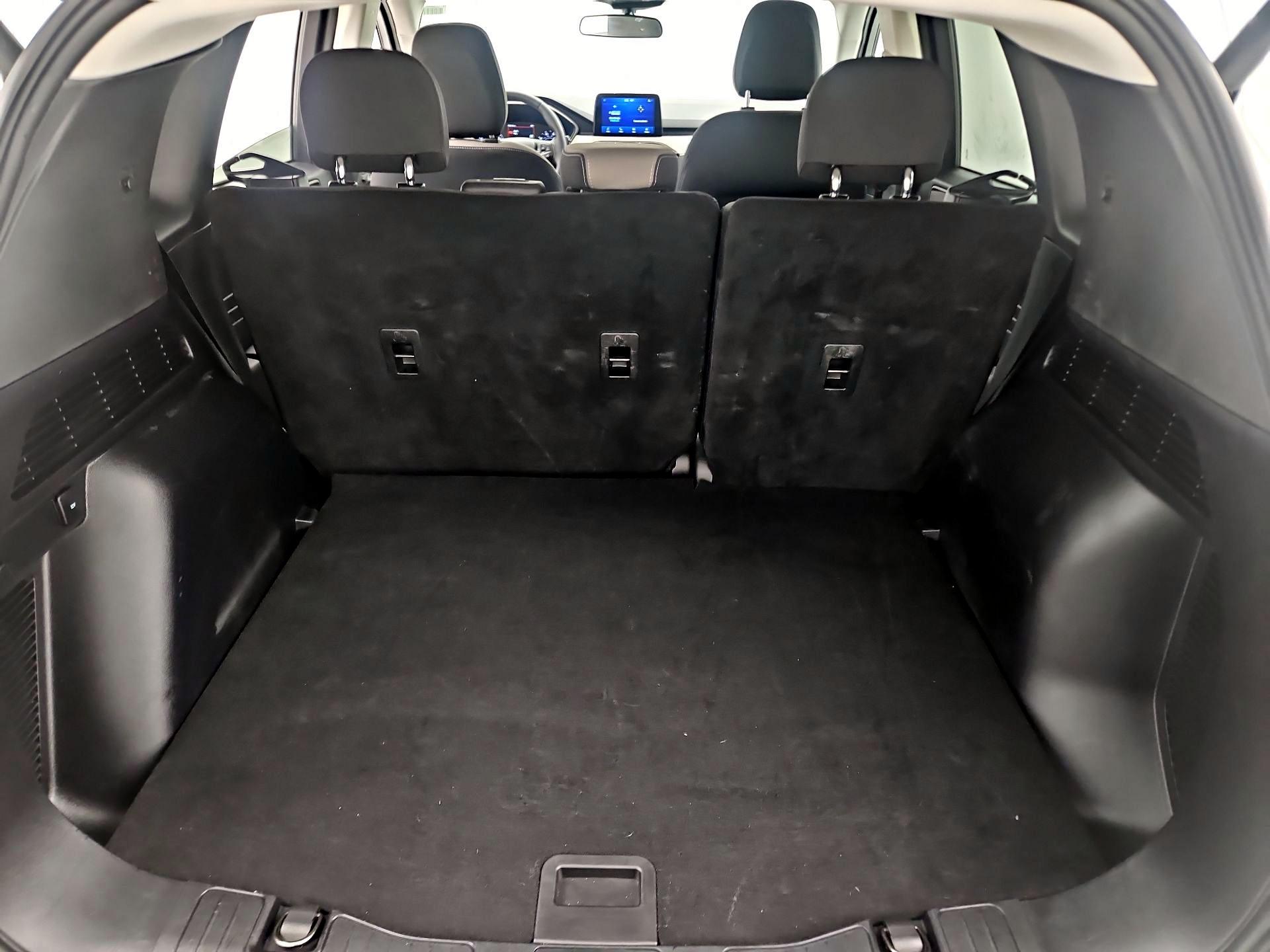 Thumbnail: 2022 Ford Escape - 20