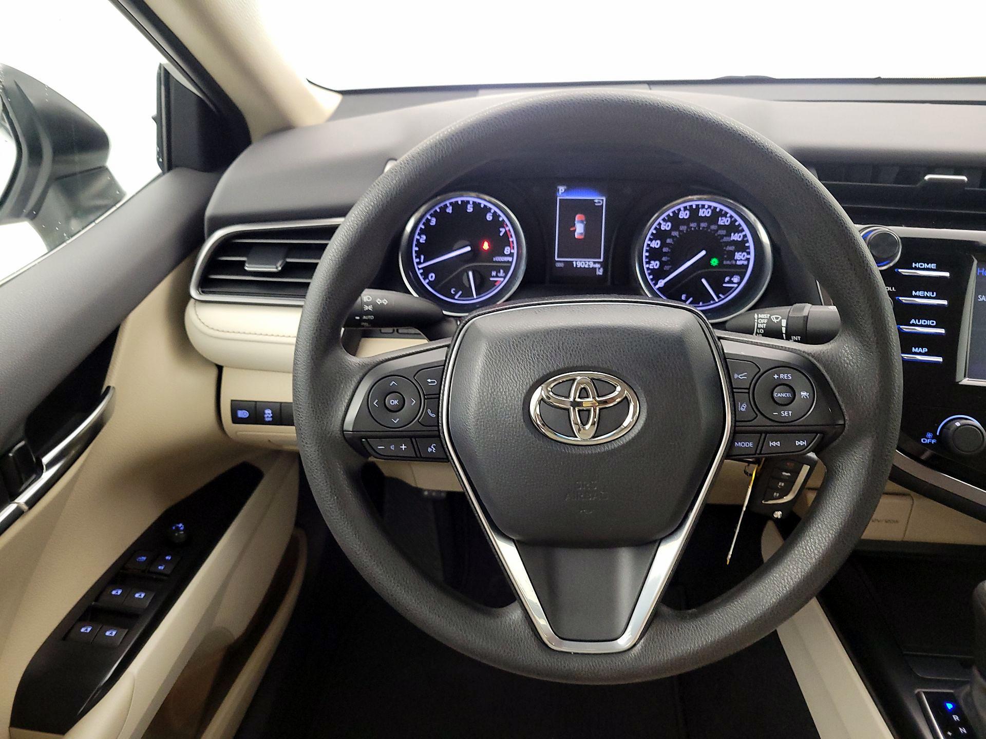 Thumbnail: 2020 Toyota Camry - 10