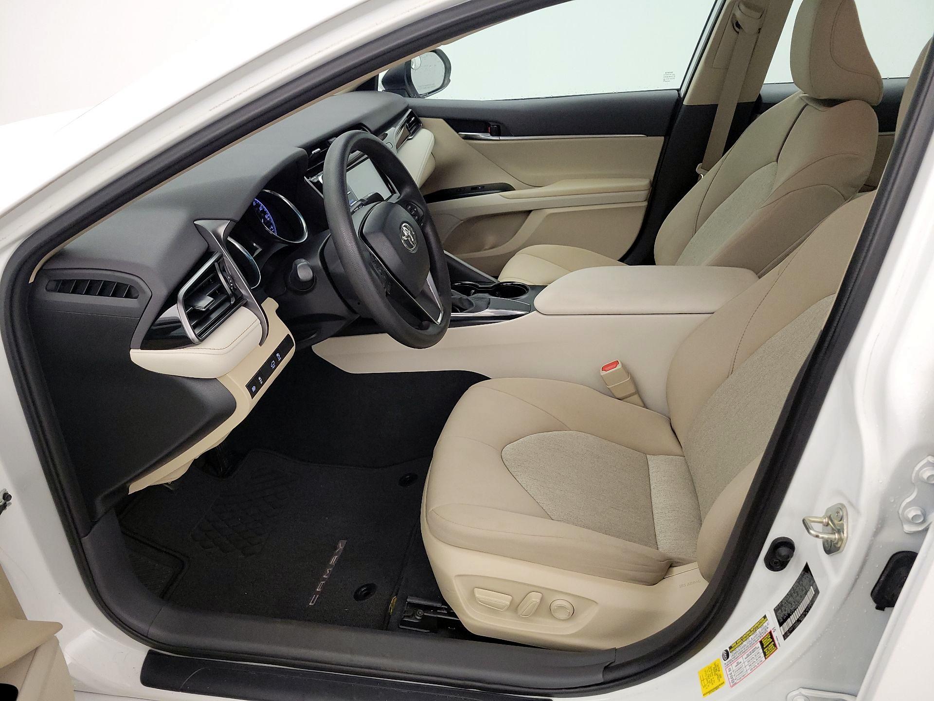 Thumbnail: 2020 Toyota Camry - 11