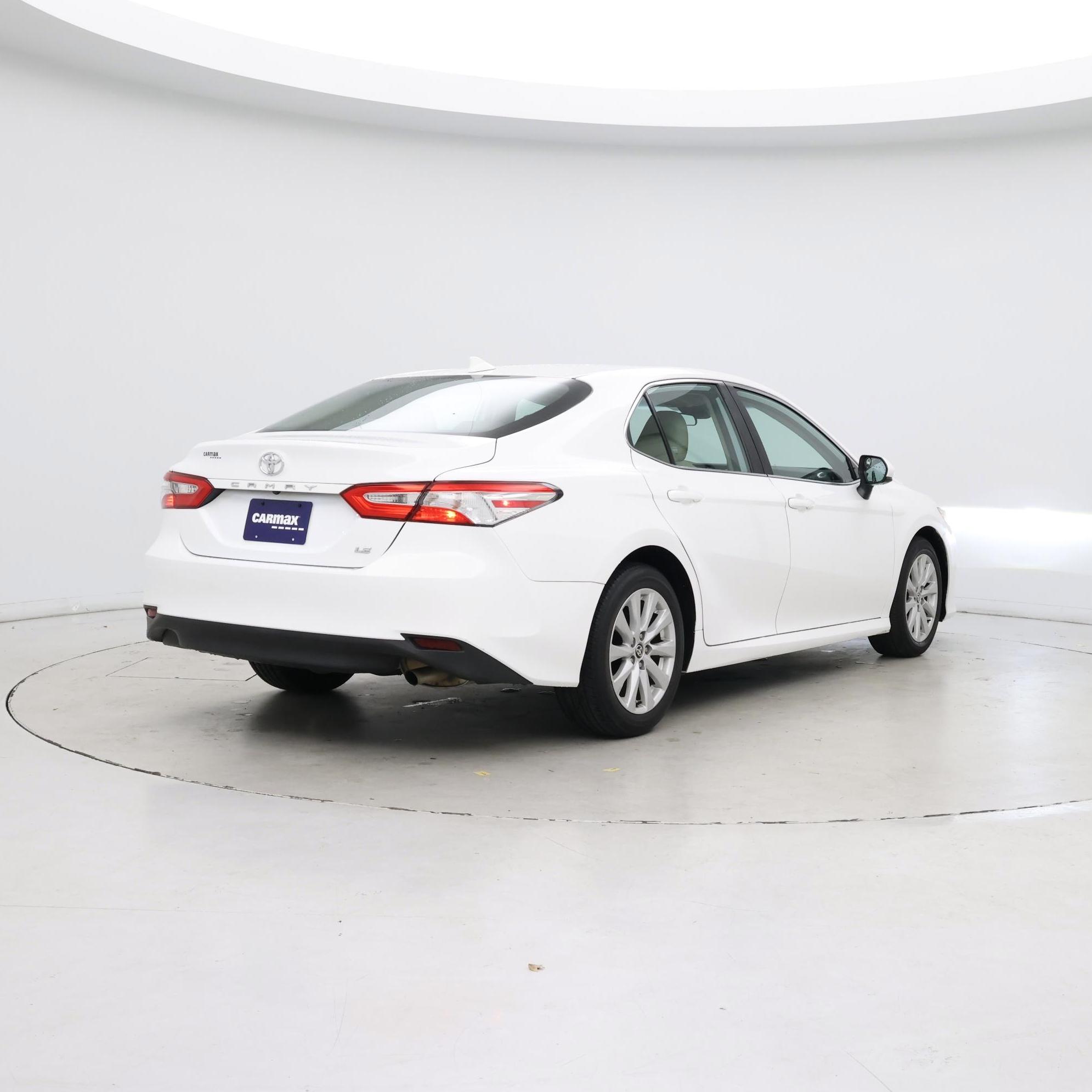 Thumbnail: 2020 Toyota Camry - 8