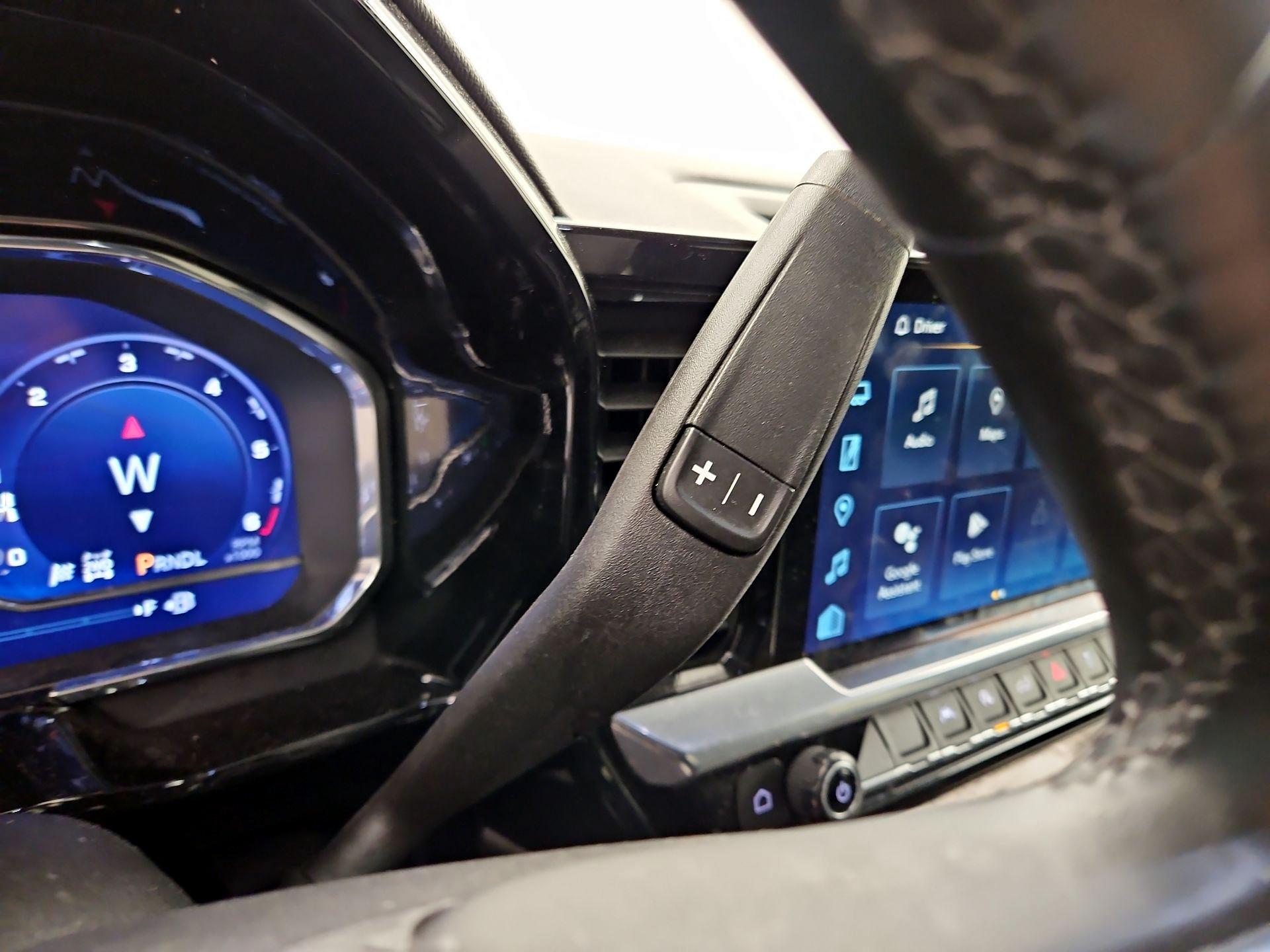 Thumbnail: 2023 Chevrolet Silverado 1500 - 17