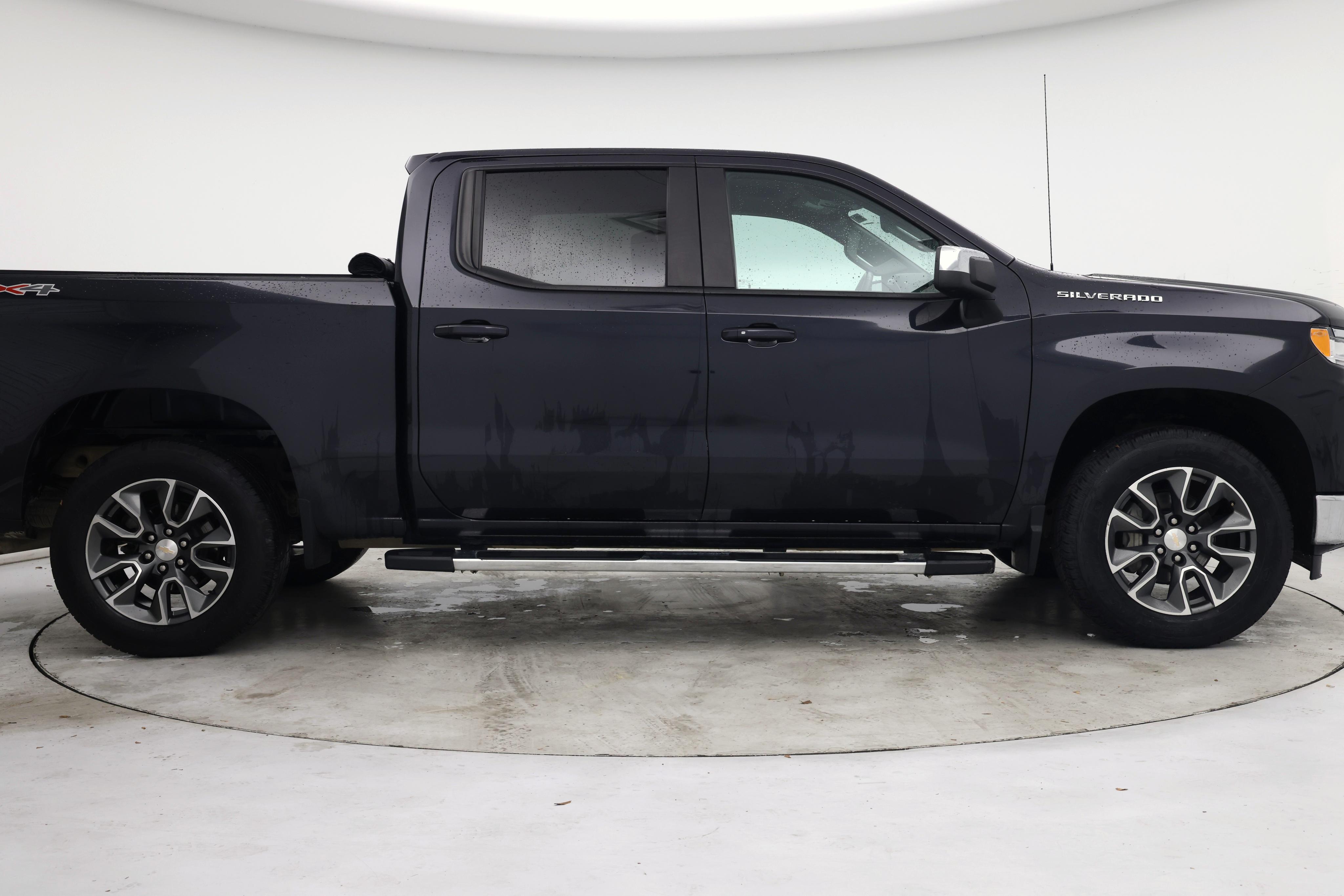 Thumbnail: 2023 Chevrolet Silverado 1500 - 7