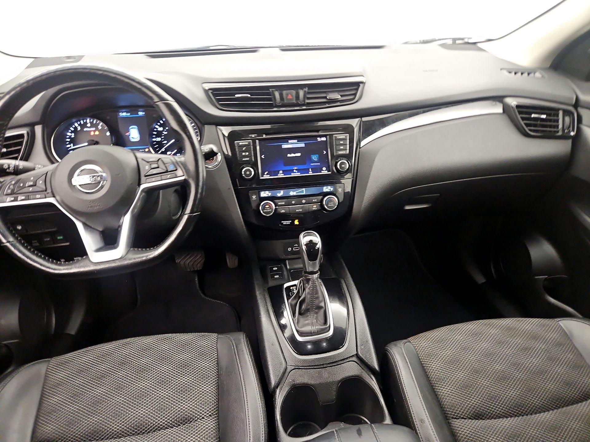 Thumbnail: 2022 Nissan Rogue Sport - 9