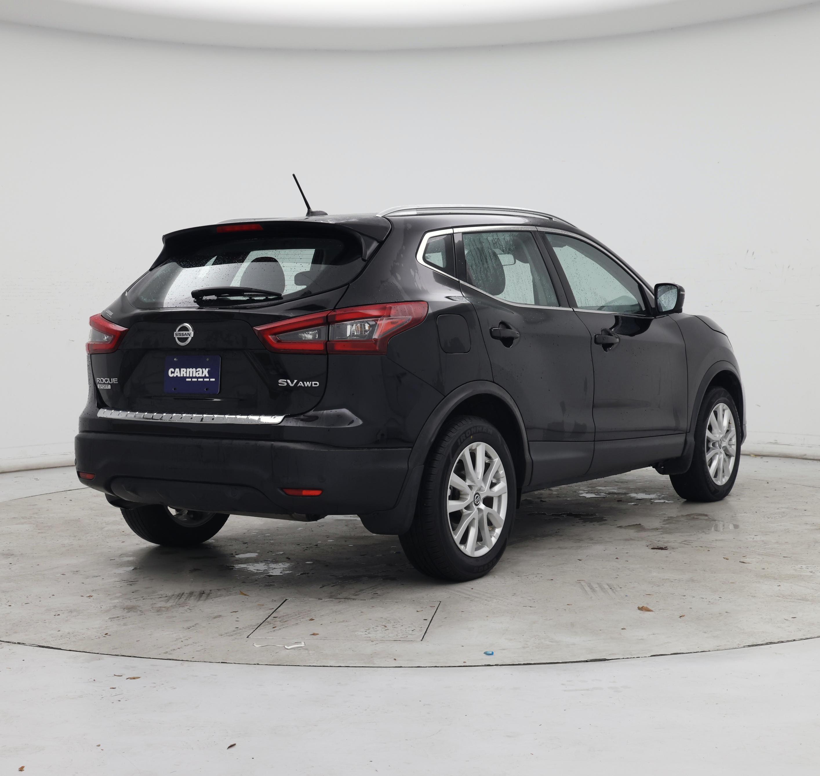 Thumbnail: 2022 Nissan Rogue Sport - 8