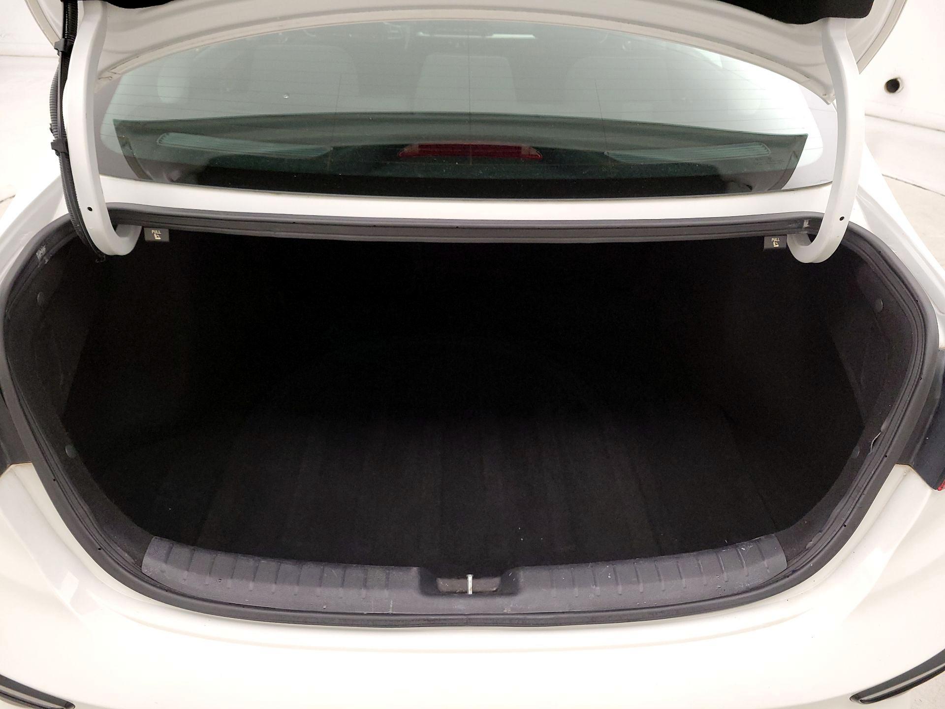 Thumbnail: 2020 Kia Forte - 20