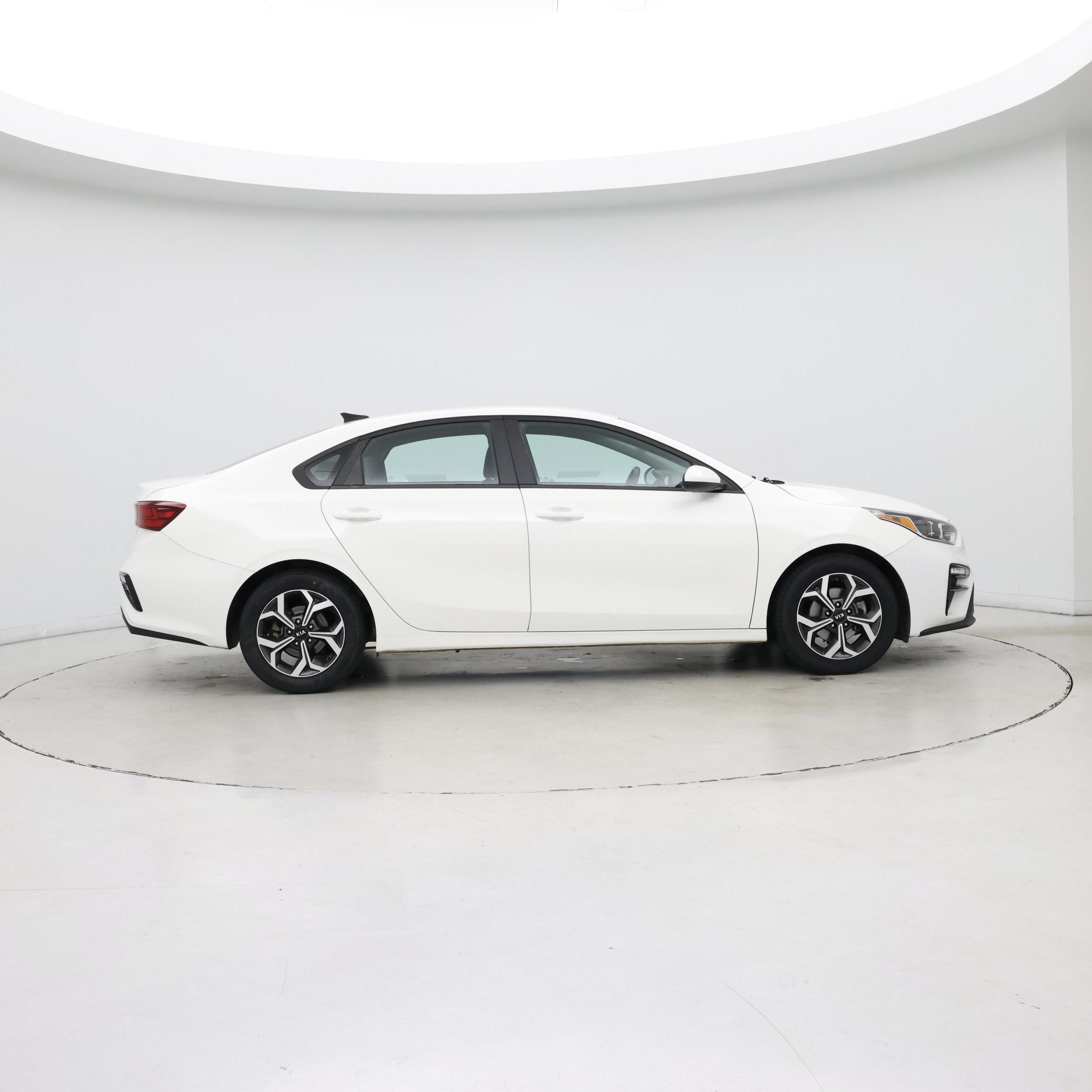 Thumbnail: 2020 Kia Forte - 7