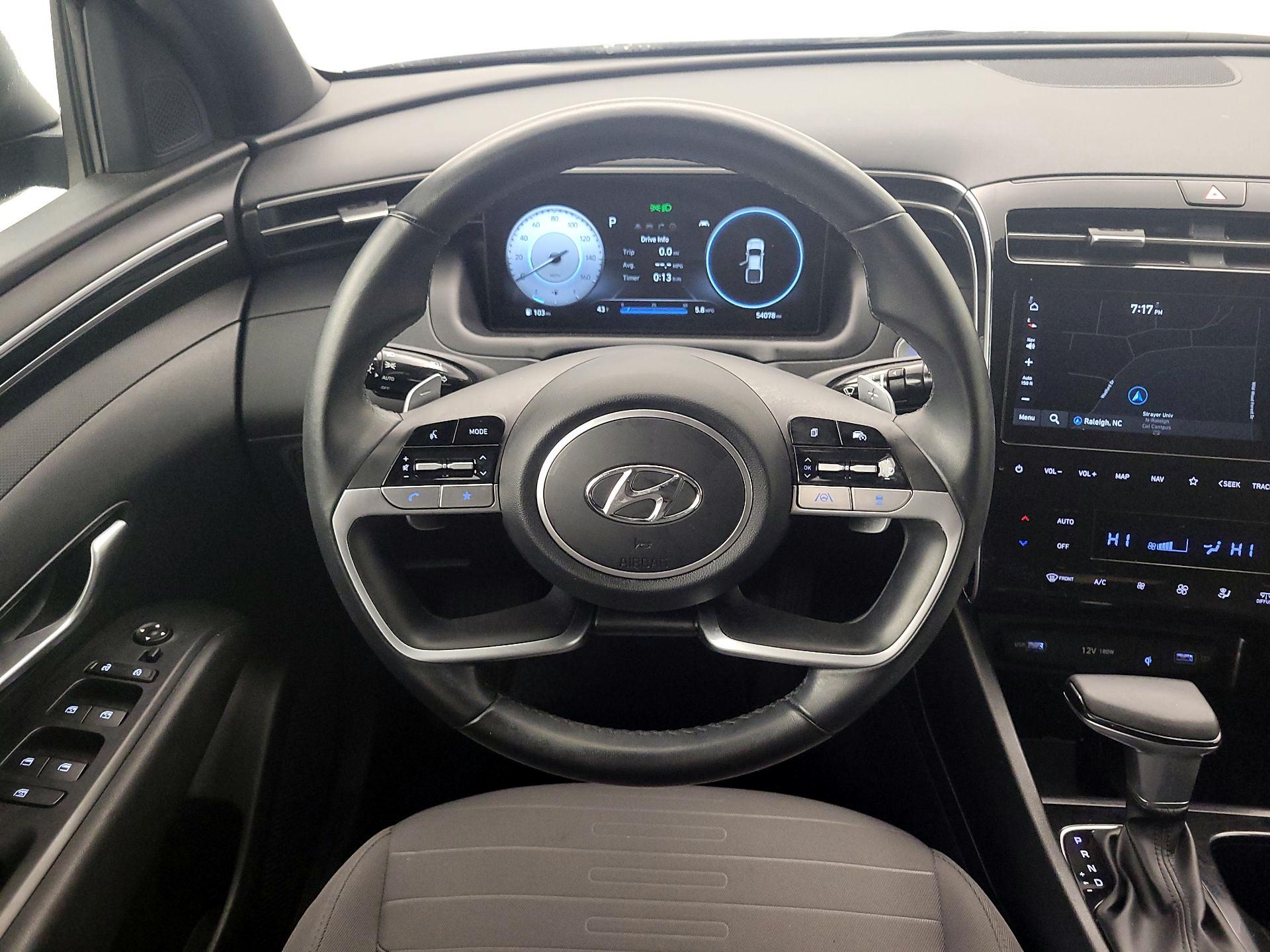 Thumbnail: 2023 Hyundai Santa Cruz - 10