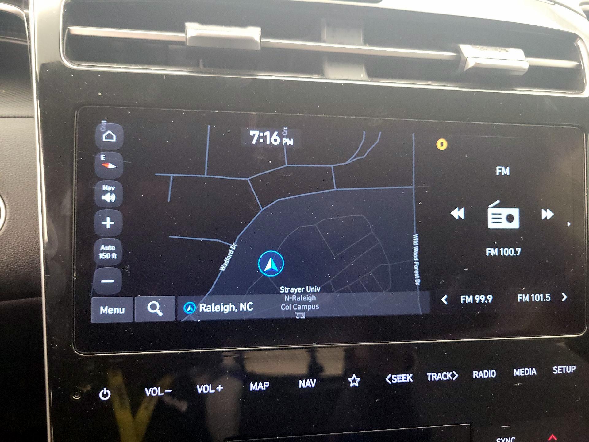 Thumbnail: 2023 Hyundai Santa Cruz - 14