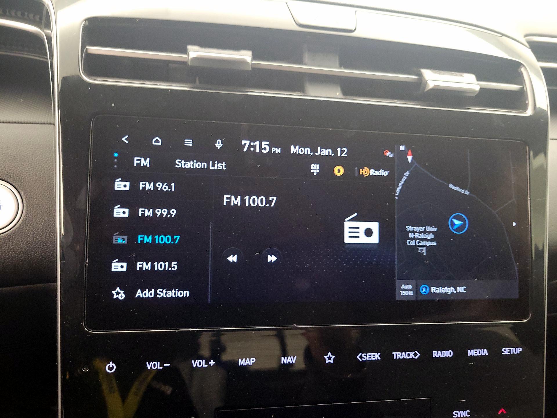 Thumbnail: 2023 Hyundai Santa Cruz - 16