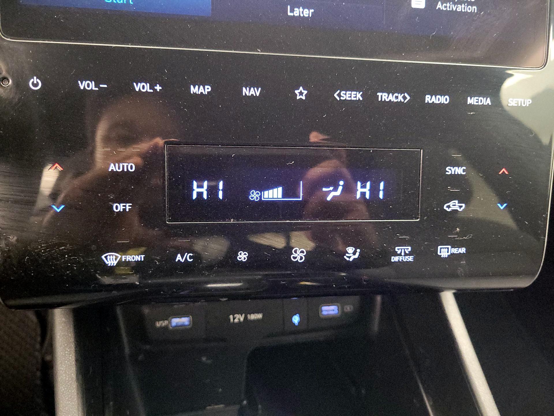 Thumbnail: 2023 Hyundai Santa Cruz - 17