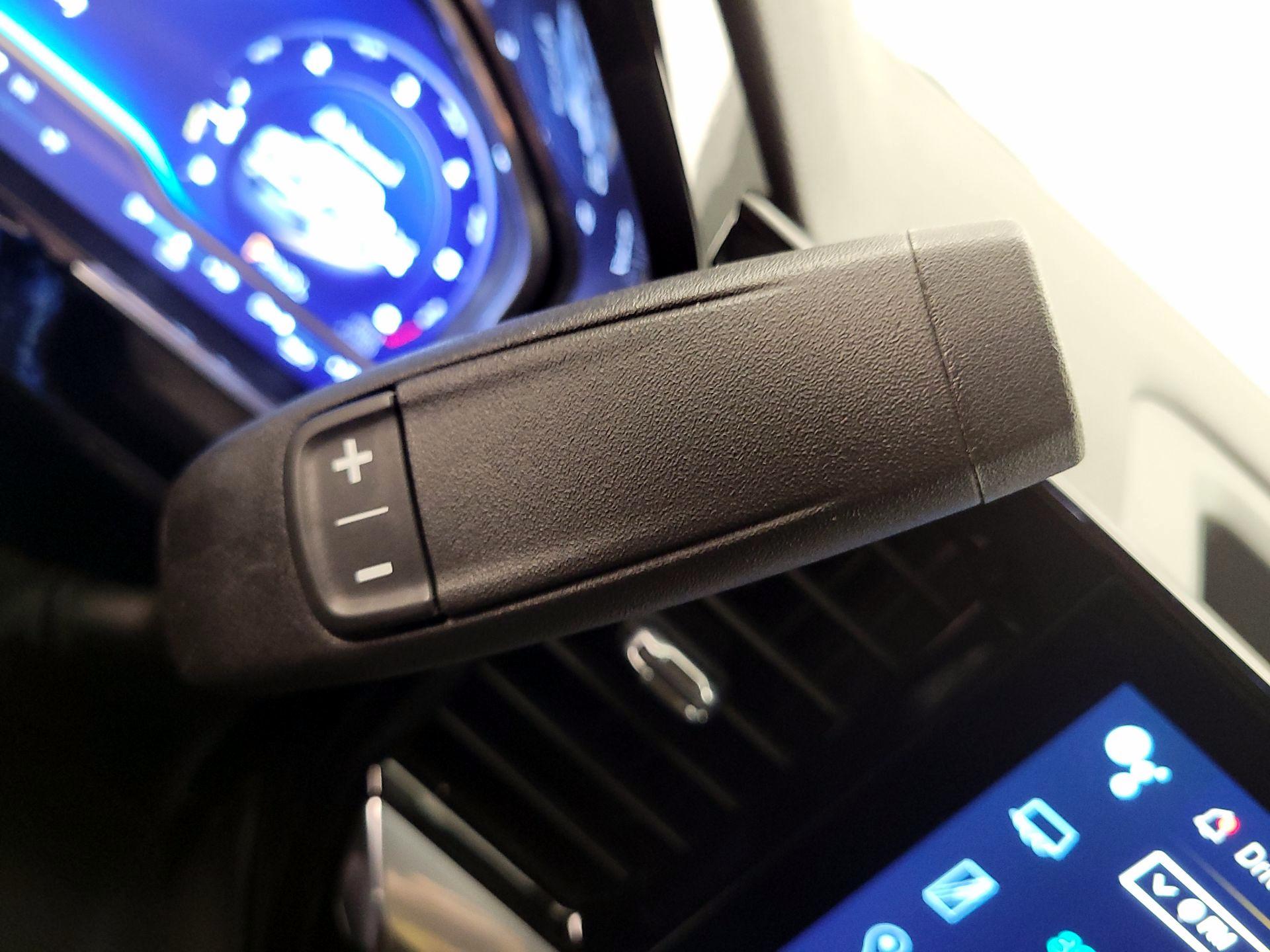 Thumbnail: 2023 Chevrolet Silverado 1500 - 17