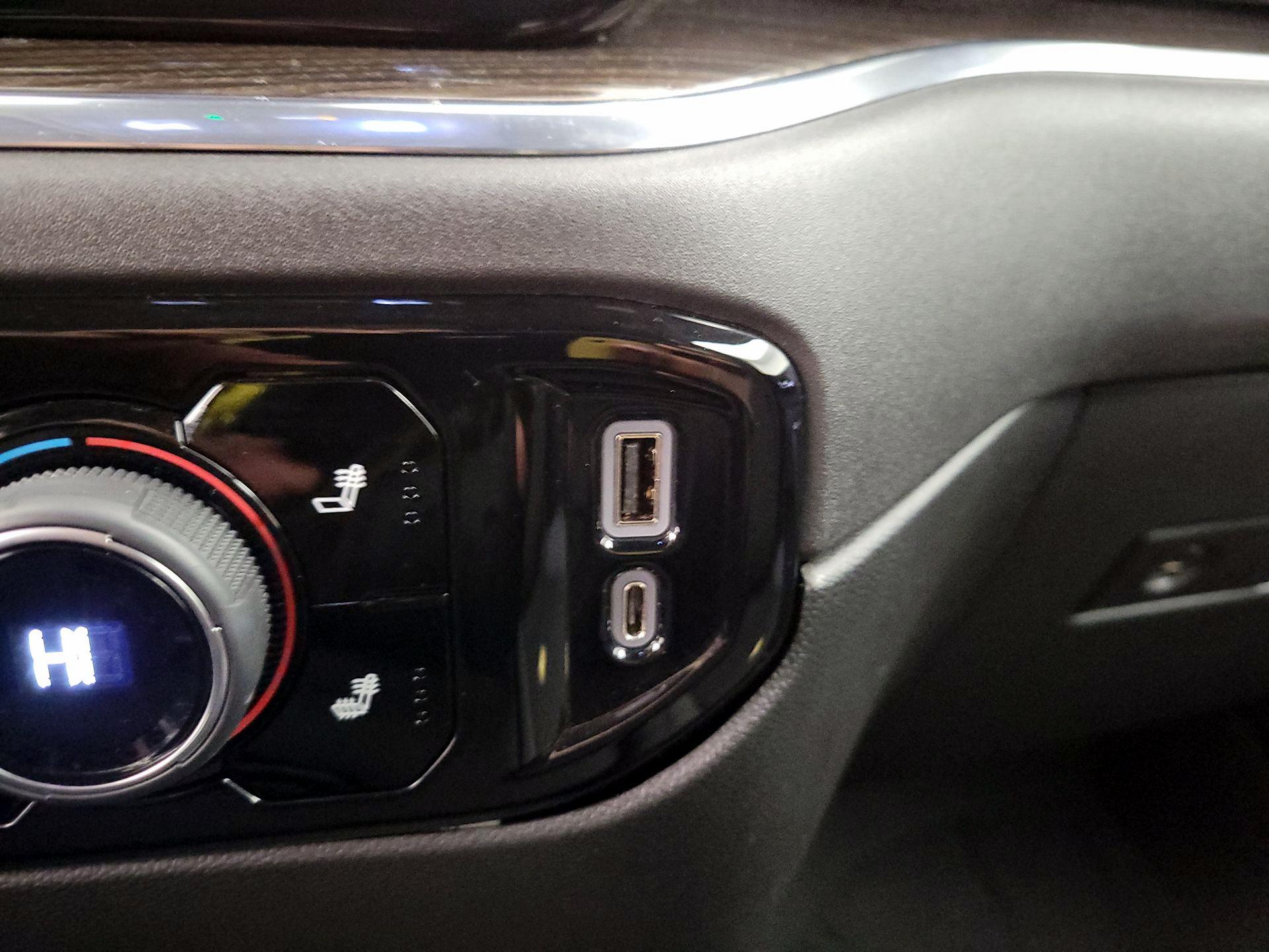 Thumbnail: 2023 Chevrolet Silverado 1500 - 18