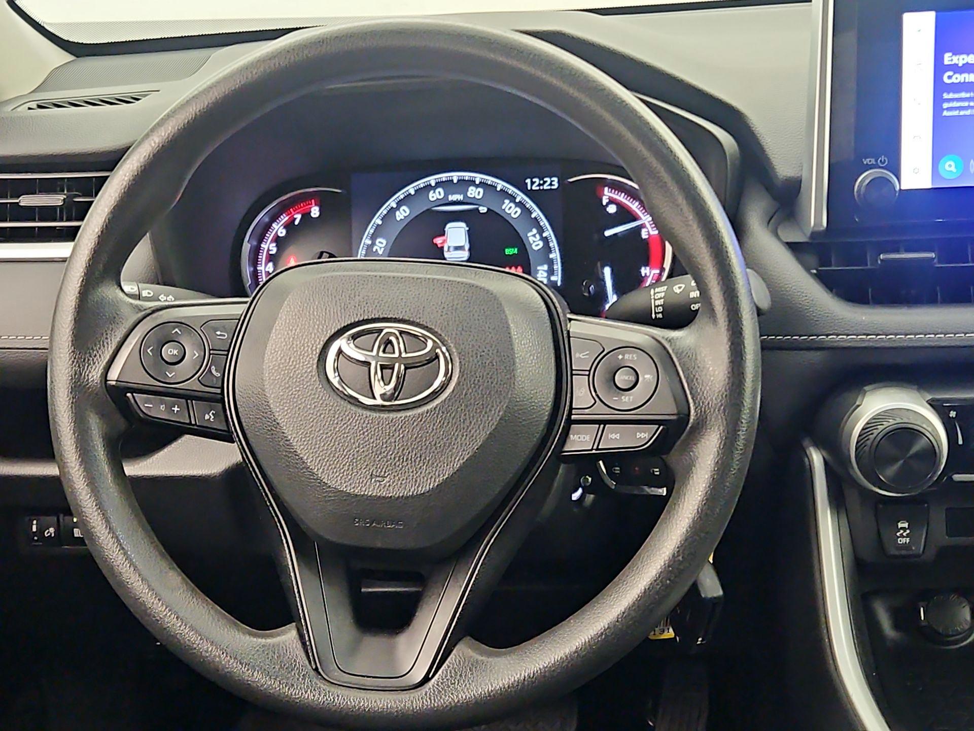 Thumbnail: 2023 Toyota RAV4 - 10