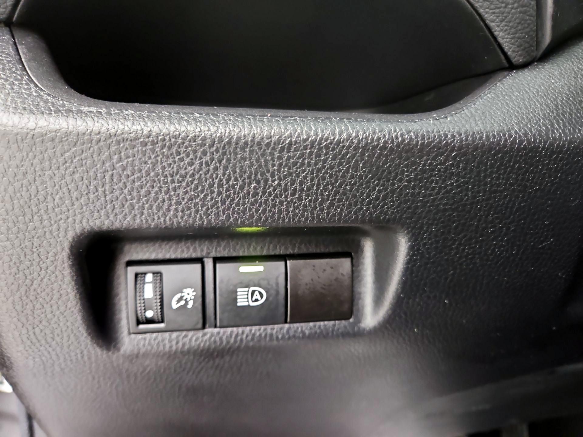 Thumbnail: 2023 Toyota RAV4 - 13