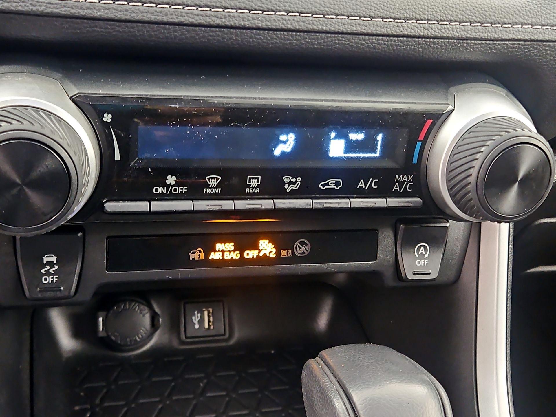 Thumbnail: 2023 Toyota RAV4 - 16