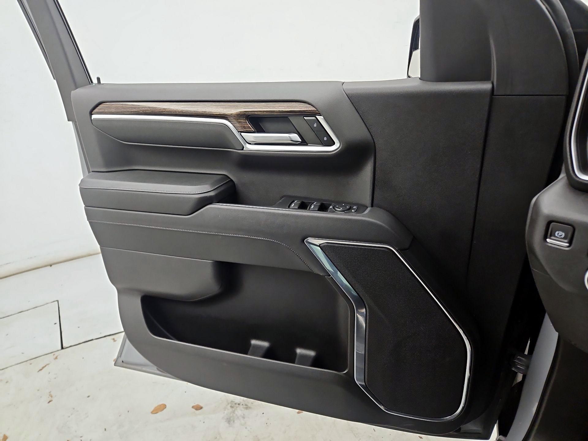 Thumbnail: 2024 GMC Sierra 1500 - 12