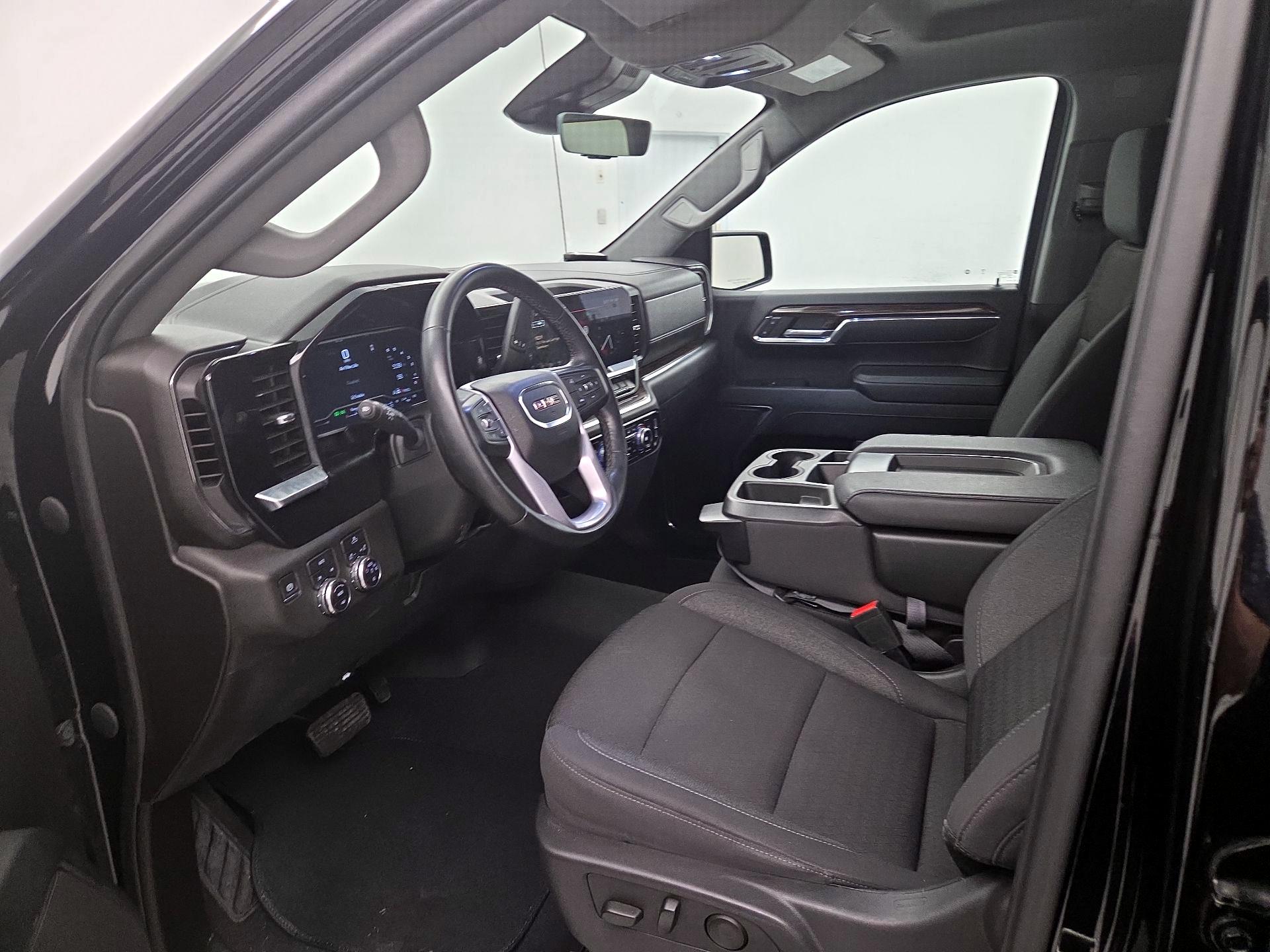 Thumbnail: 2024 GMC Sierra 1500 - 11