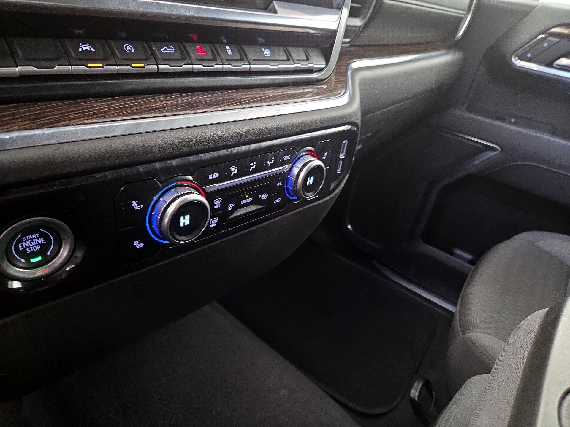 Thumbnail: 2024 GMC Sierra 1500 - 16