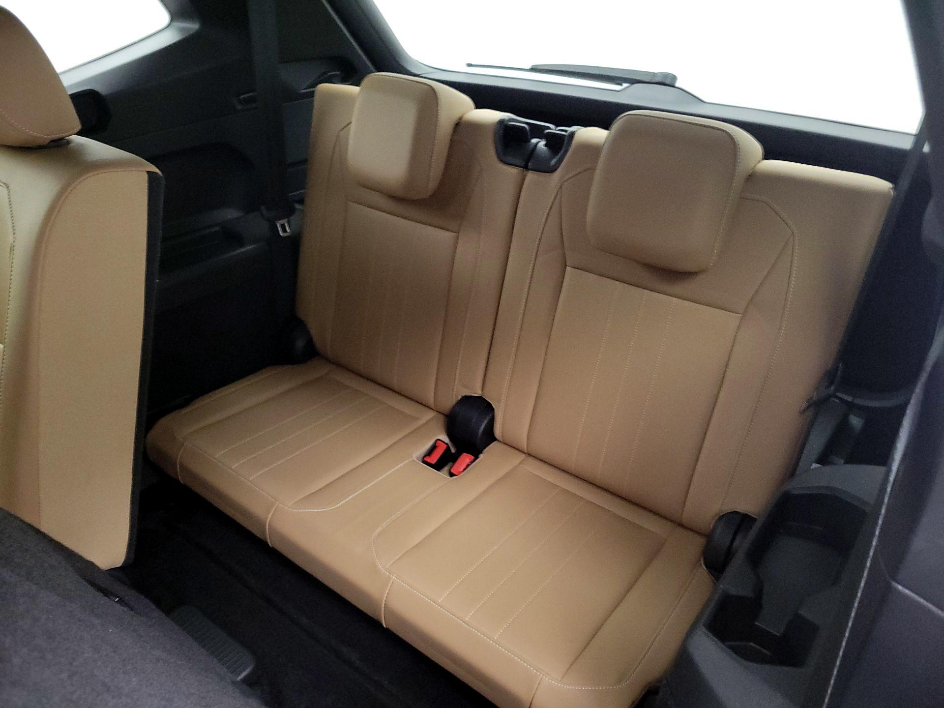 Thumbnail: 2023 Volkswagen Tiguan - 20