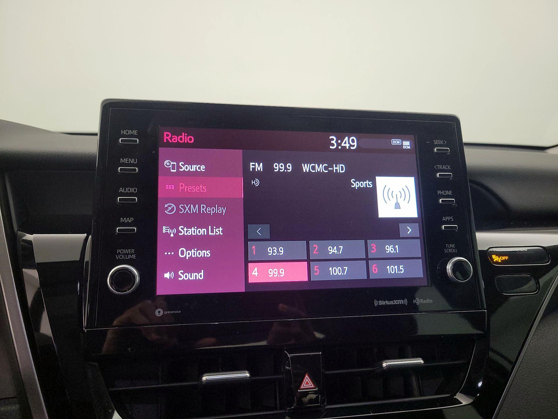 Thumbnail: 2022 Toyota Camry - 15