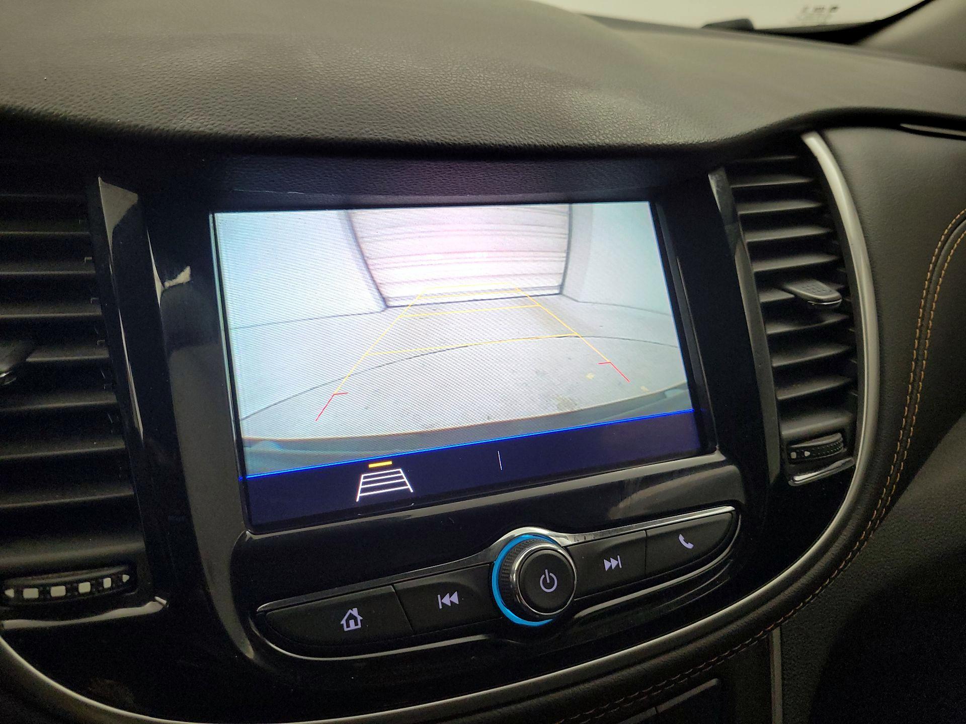 Thumbnail: 2022 Chevrolet Trax - 14