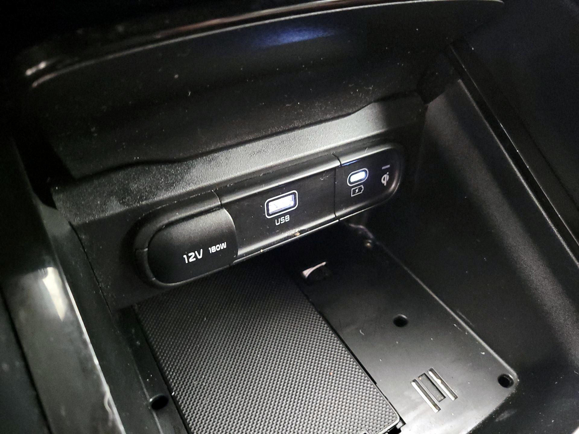 Thumbnail: 2023 Kia Telluride - 18