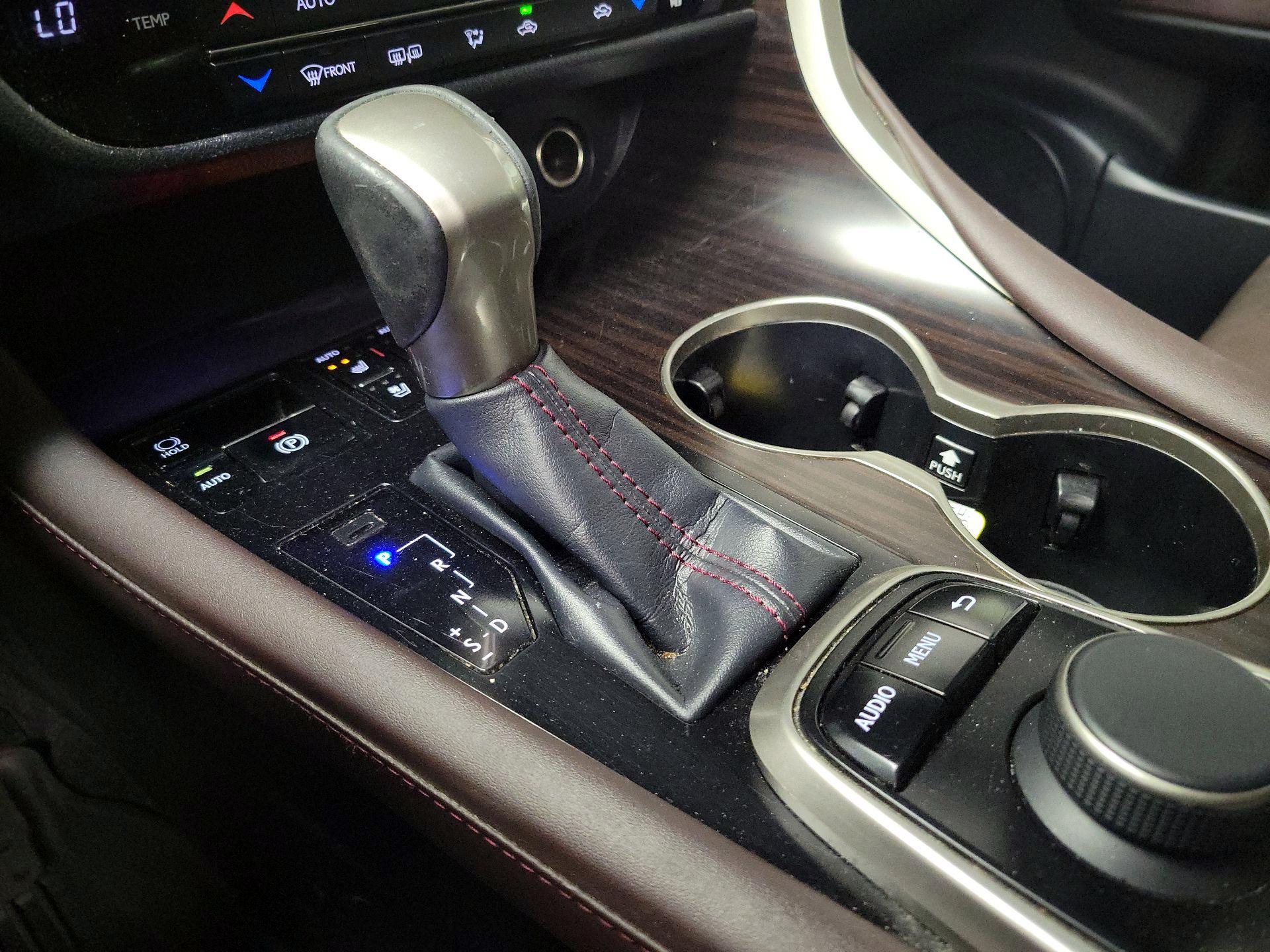 Thumbnail: 2018 Lexus RX - 17