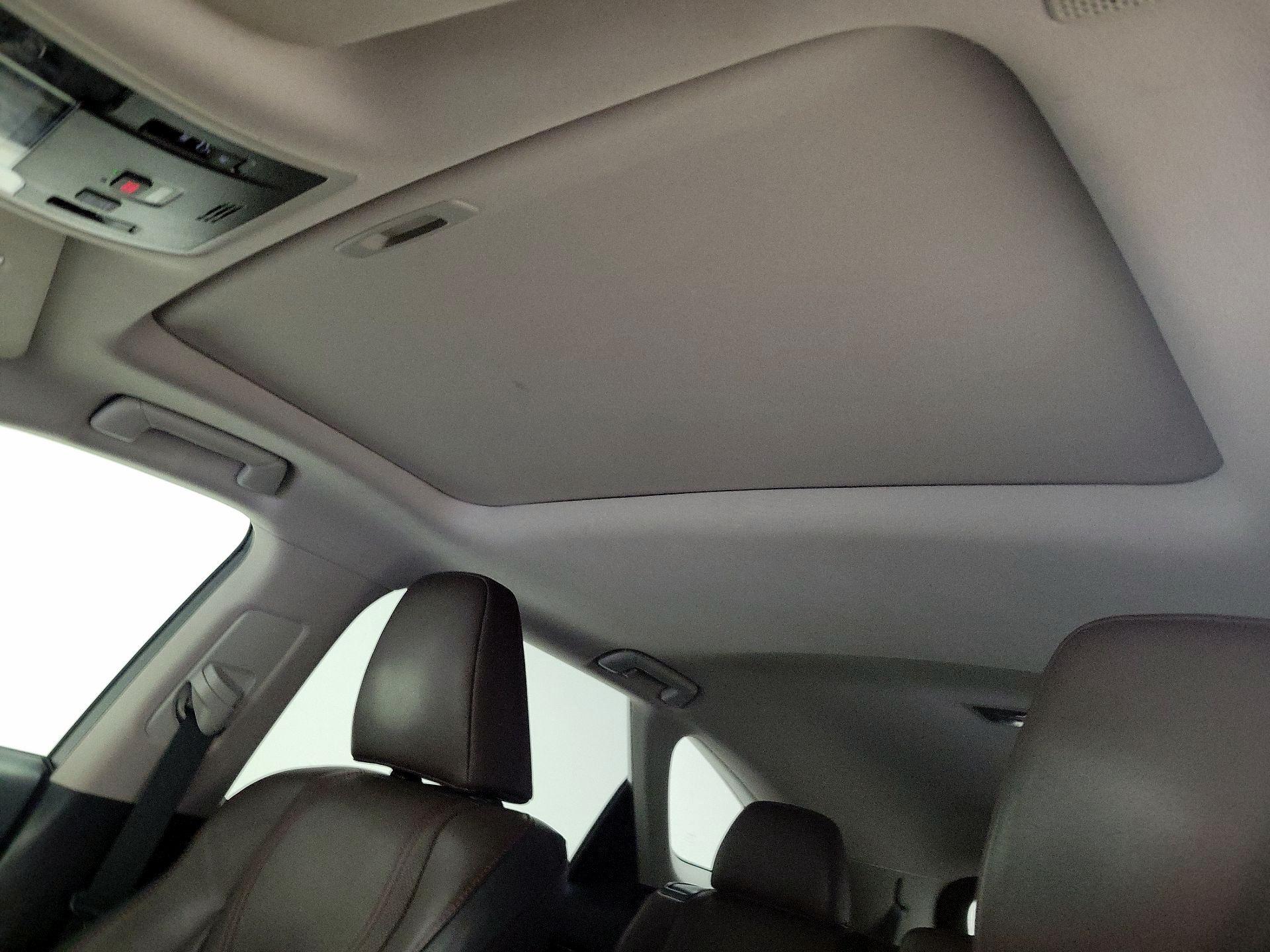 Thumbnail: 2018 Lexus RX - 19