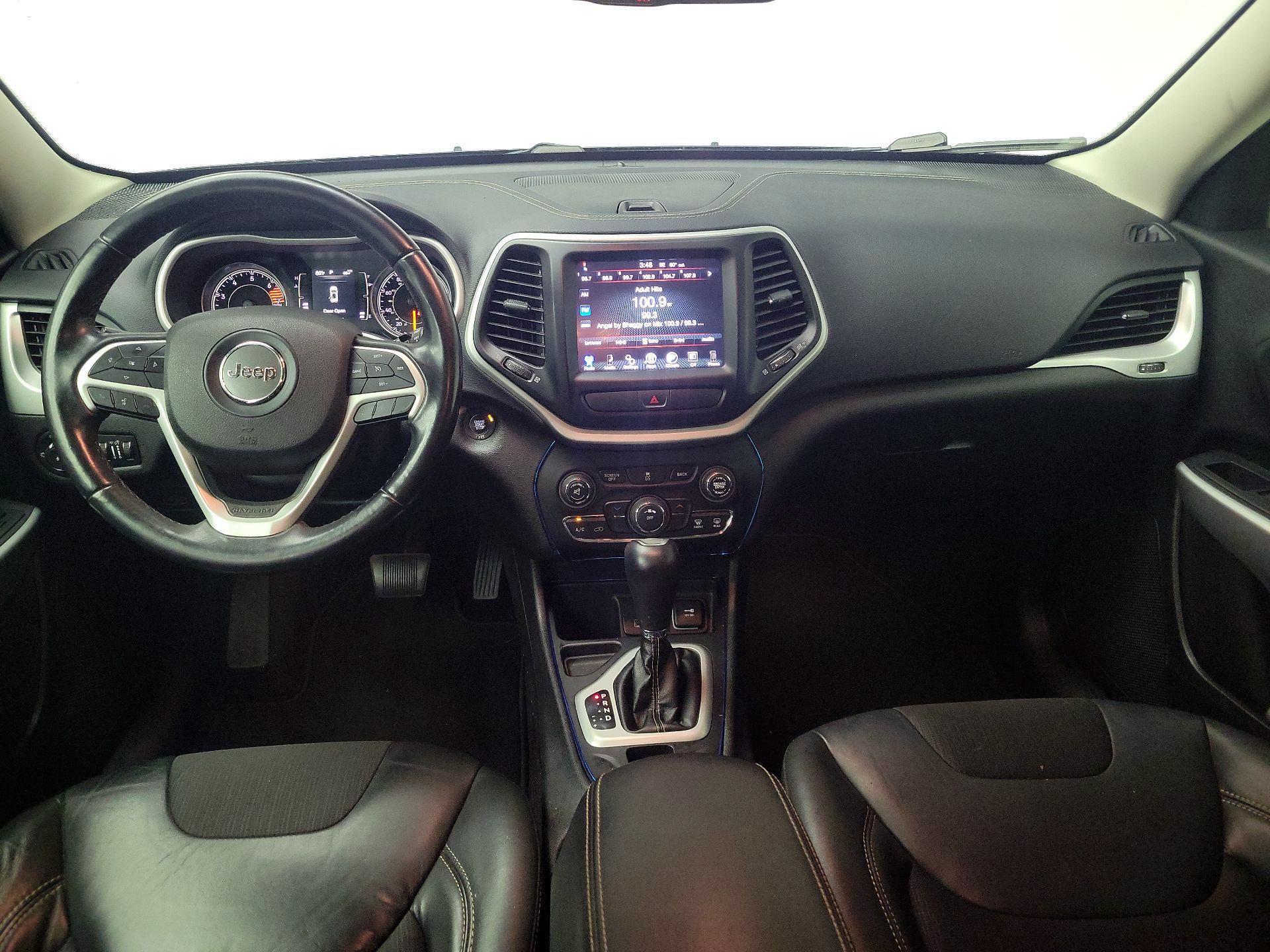 Thumbnail: 2018 Jeep Cherokee - 9