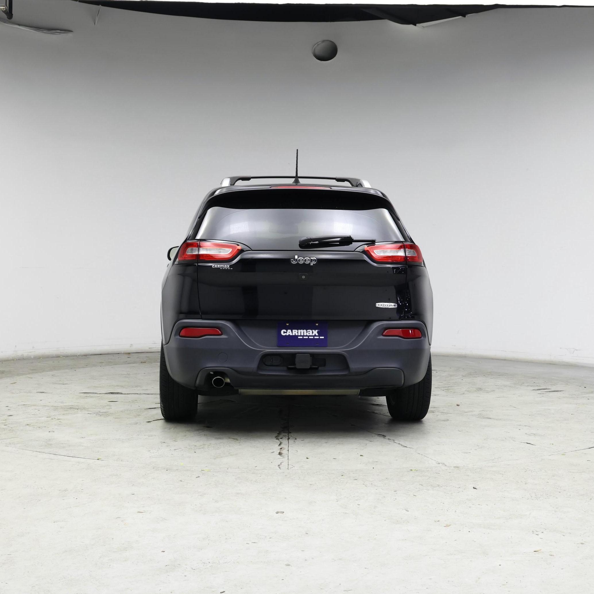 Thumbnail: 2018 Jeep Cherokee - 6